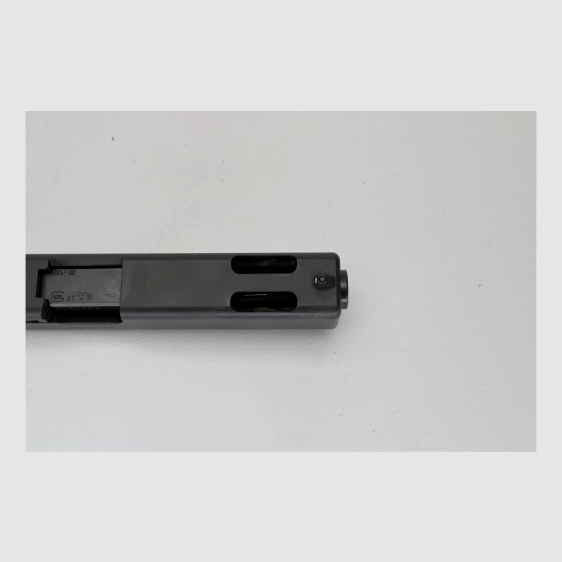 Pistola Glock 22 Gen 4 con sistema intercambiabile Glock 31C Gen 4 .40S&W .357 SIG