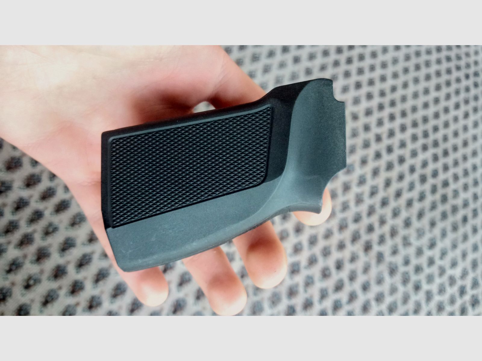 Makarov PMM Polymer Griff / Griffschale für russisches 12 Schuss Hi-Cap Magazin auch geeignet für Baikal Co2