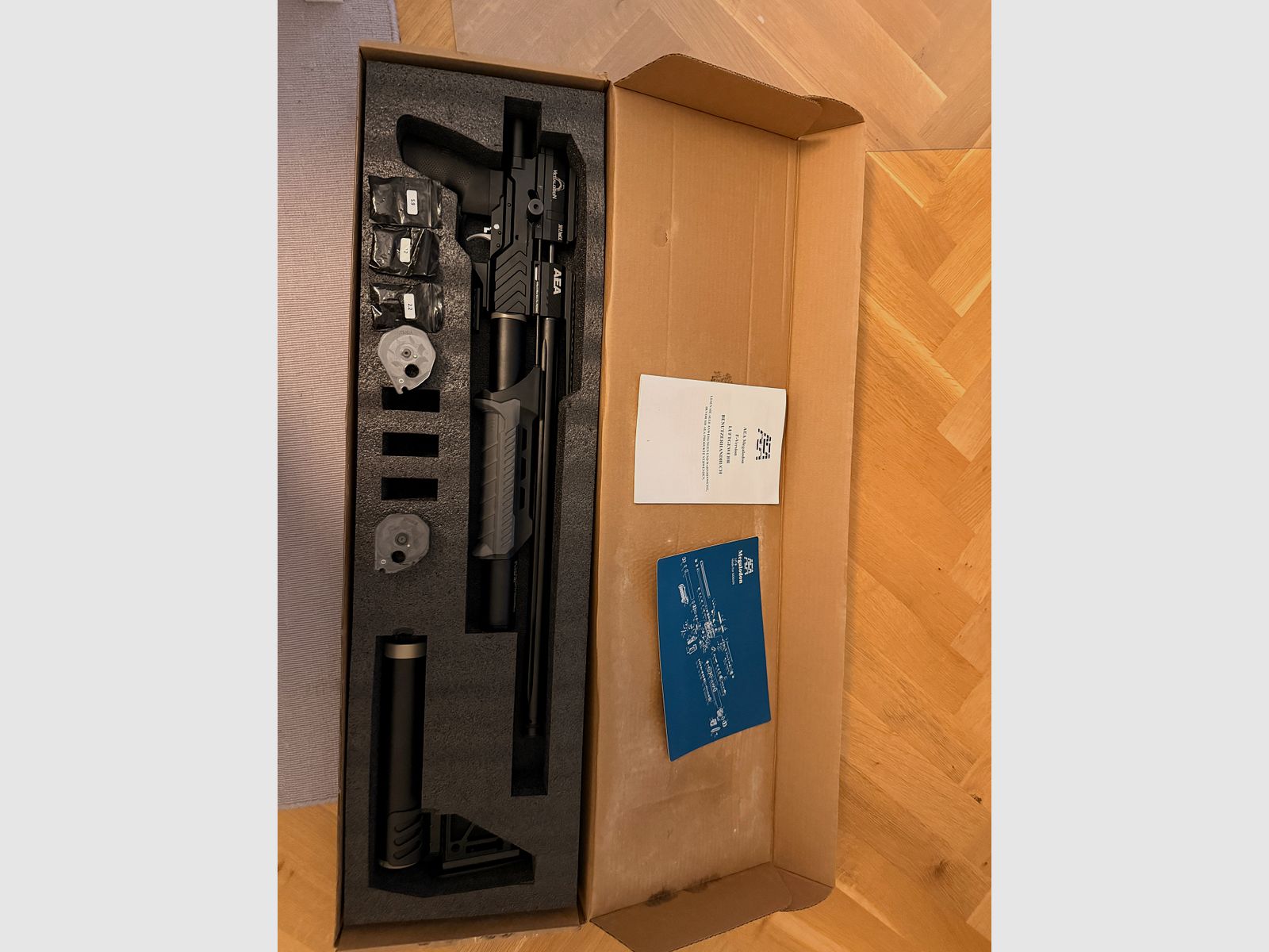 AEA Megalodon – État impeccable + accessoires complets