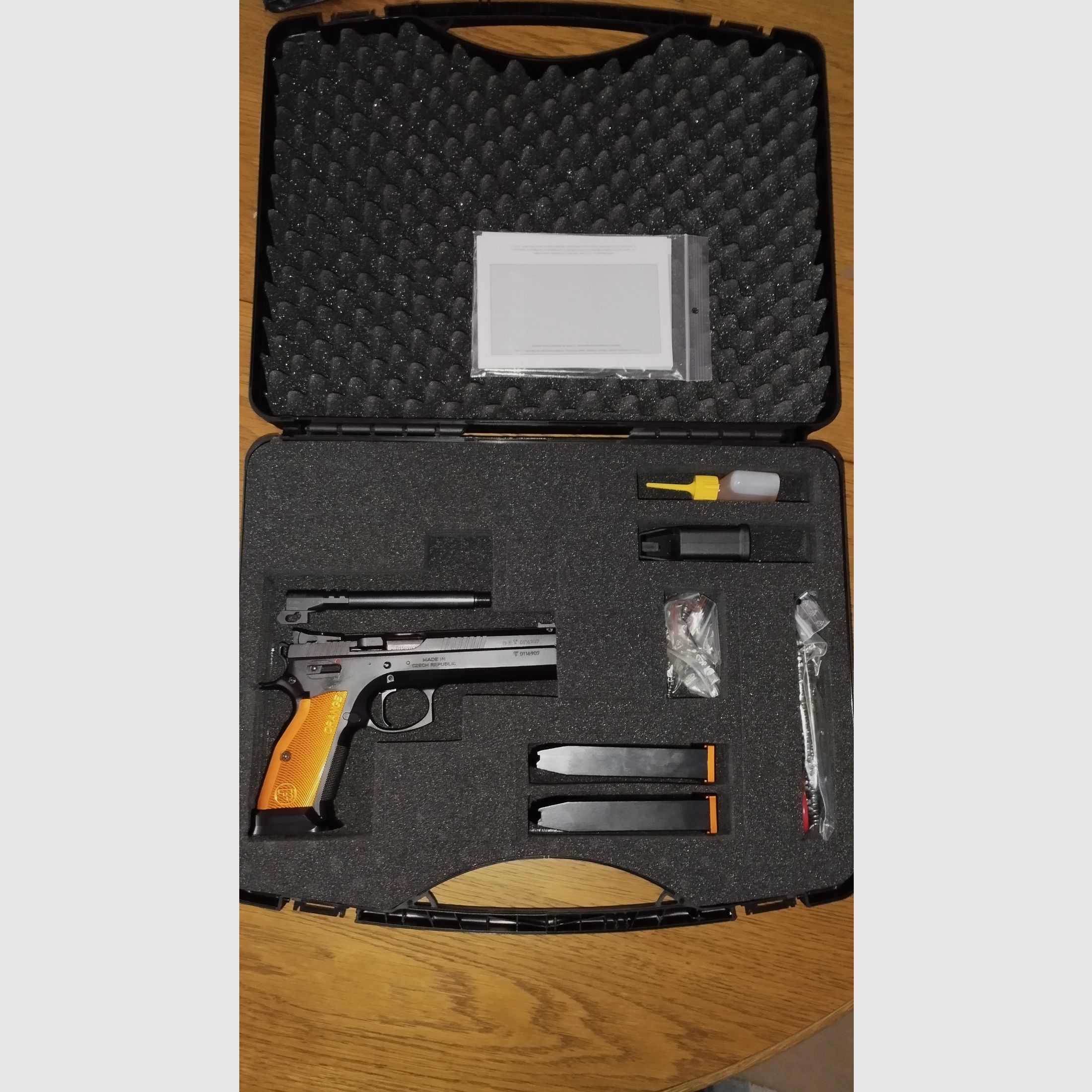 CZ TS Orange .40 S&W incl. 9x21 barrel swap TSO New
