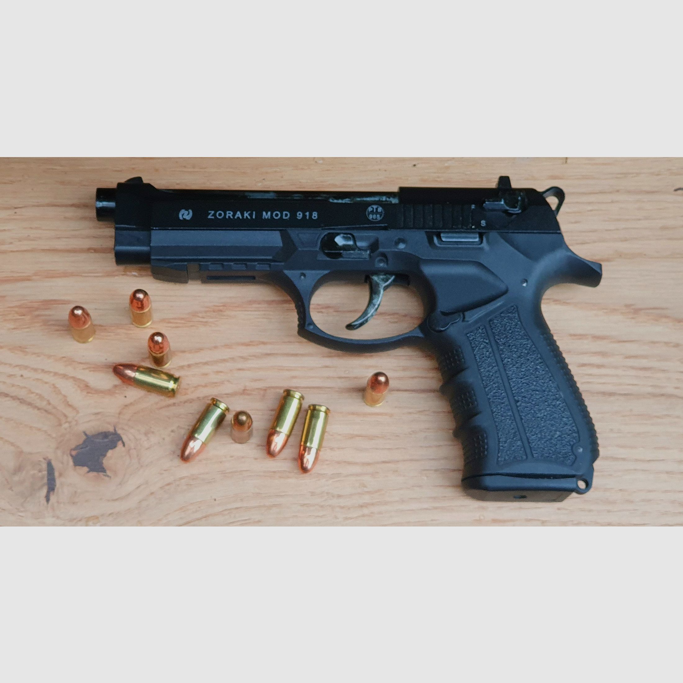 Zoraki 918  PTB Gas / Schreckschuß Pistole , 18 + 1 -schlüssig, 2 Zusatzmagazine+ Lederholster