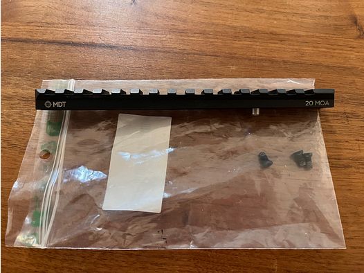 MDT Tikka T3 Picatinny Rail 20MOA nach przodu