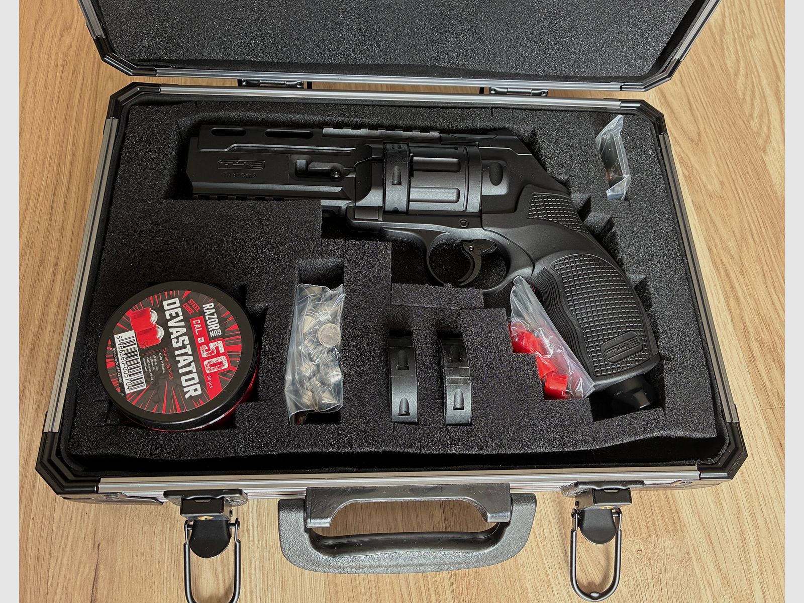 Umarex T4E TR 50 Gen 2 met uitgebreide accessoires