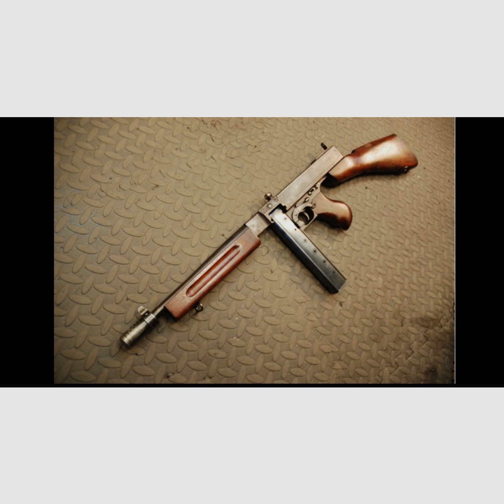 Pistola mit colpo inerte 9mm Thompson