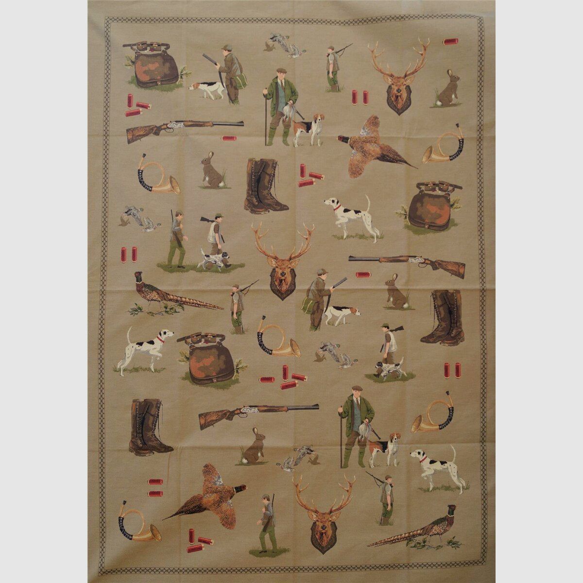 Lovergreen tablecloth design travel blanket with hunter motif