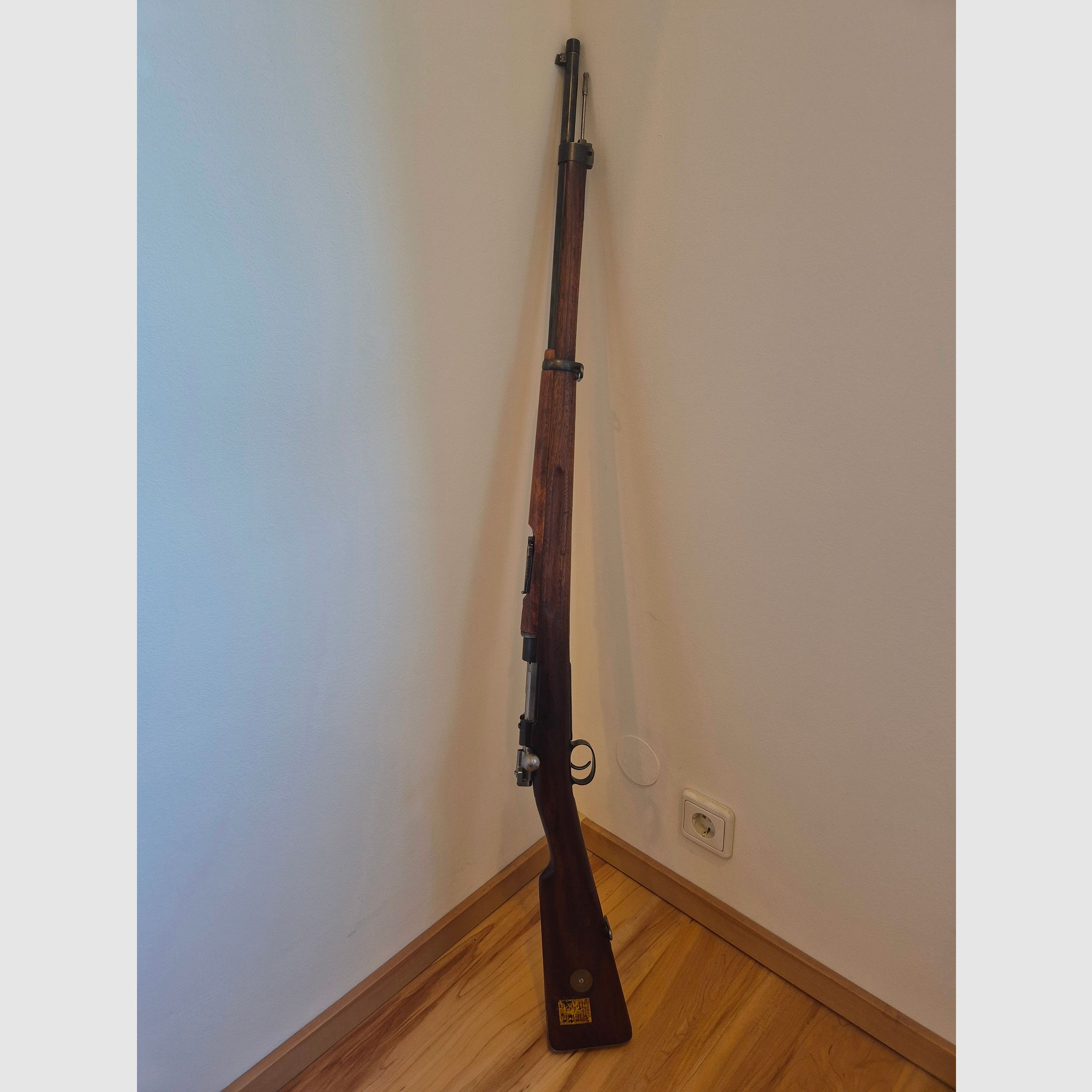 CARL GUSTAFS STADSGEVÄRSFAKTORI Bolt-action rifle Sweden Mauser M96 Carl Gustafs 1915, caliber 6.5x55