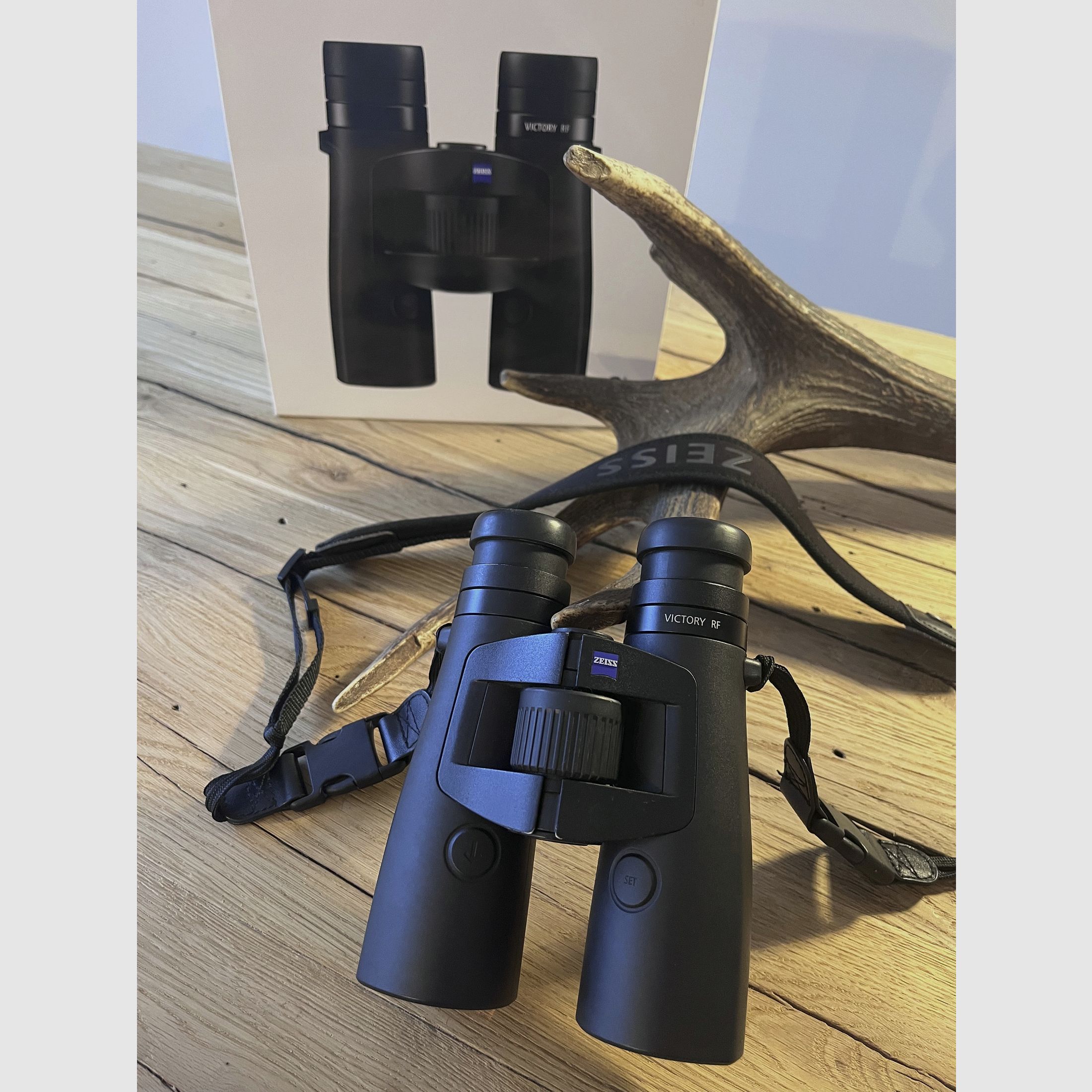 ZEISS Victory RF 10x42 – très soigné – emballage d’origine – contenu complet – ZEISS Harness, image 1 sur 7