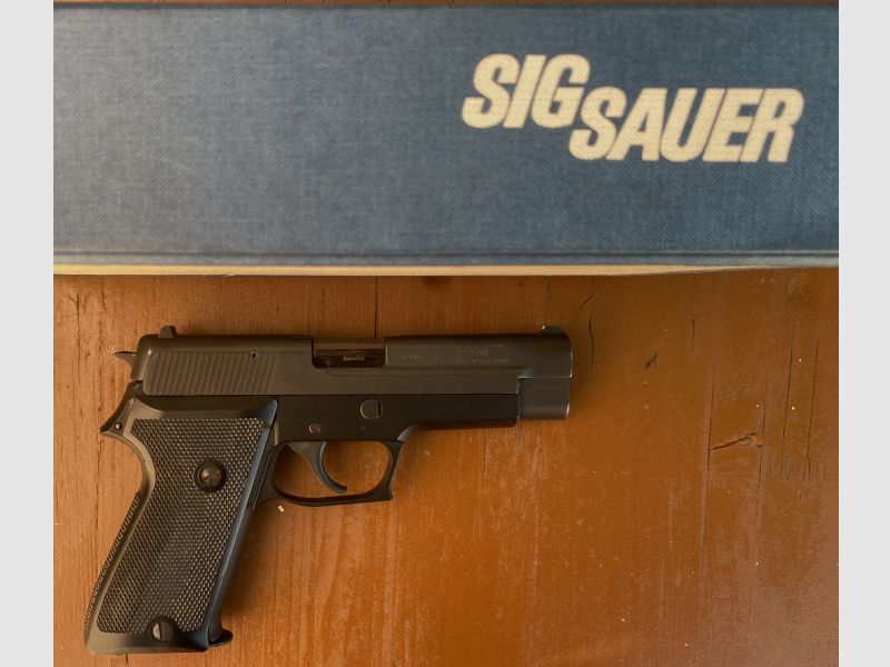 SIG Sauer P220 9mmLuger 9x19 9mm Para top Zustand