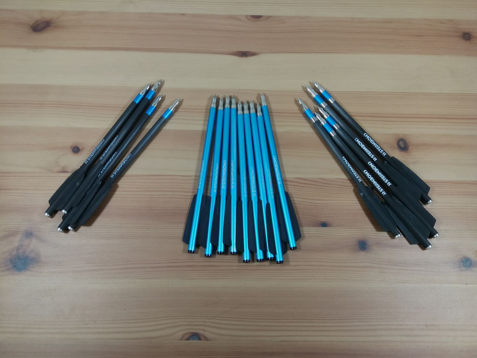 STEAMBOW AR-6 STINGER 2 MIT VIEL ZUBEHÖR, RED DOT,  SAND COLOR KIT, ZWEIBEIN, KLAPPSCHAFT.