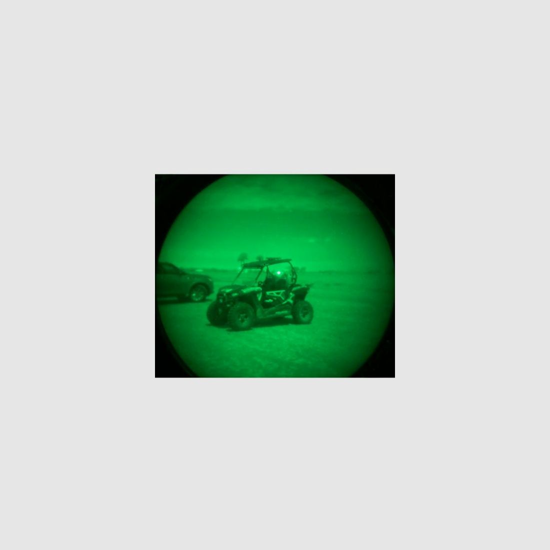 AGM PVS-7 Tactical intensificatore di luce residua Gen 2+ (Photonis Commercial) verde, immagine 5 di 9