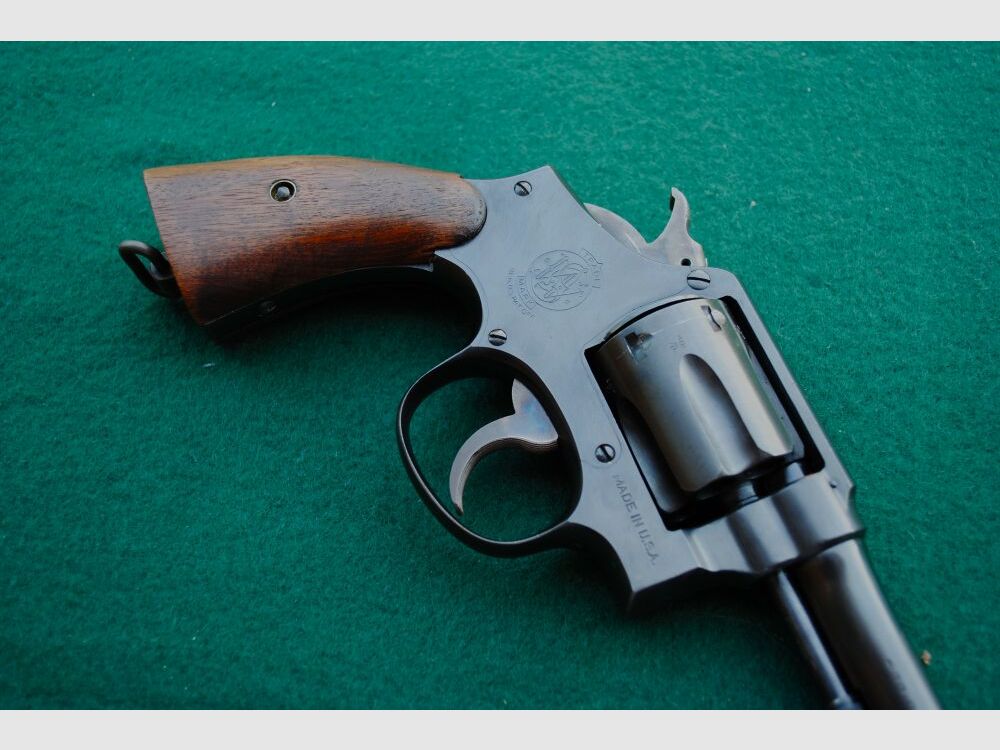 Smith & Wesson, Military & Police, Polizeirevolver, England, div. Stempel