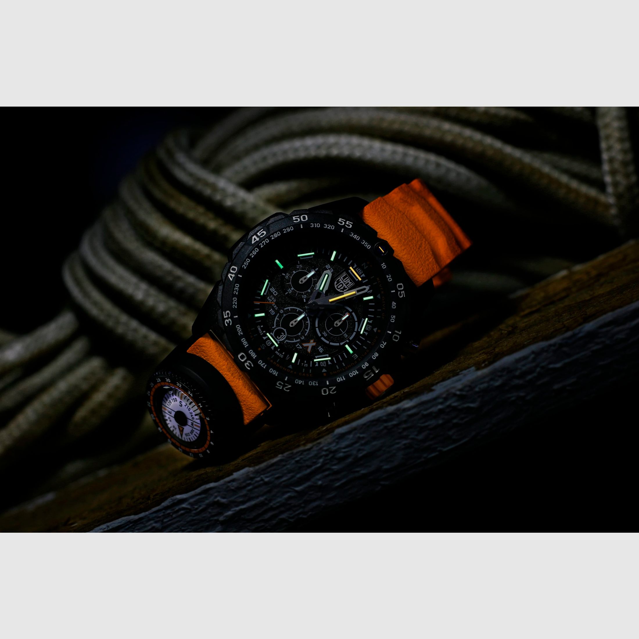 Luminox XB.3749, Bild 2 von 3