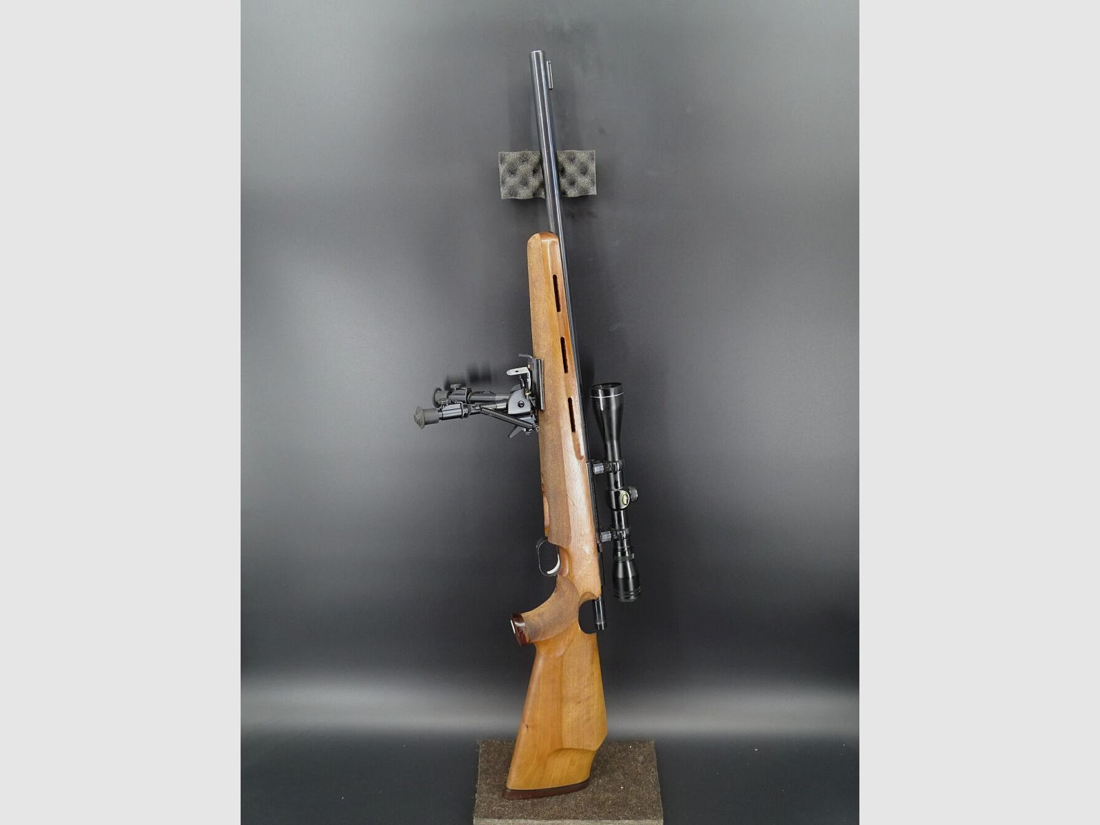 Weihrauch HW 66 Kaliber .222 Rem mit ZF & Zweibein 66