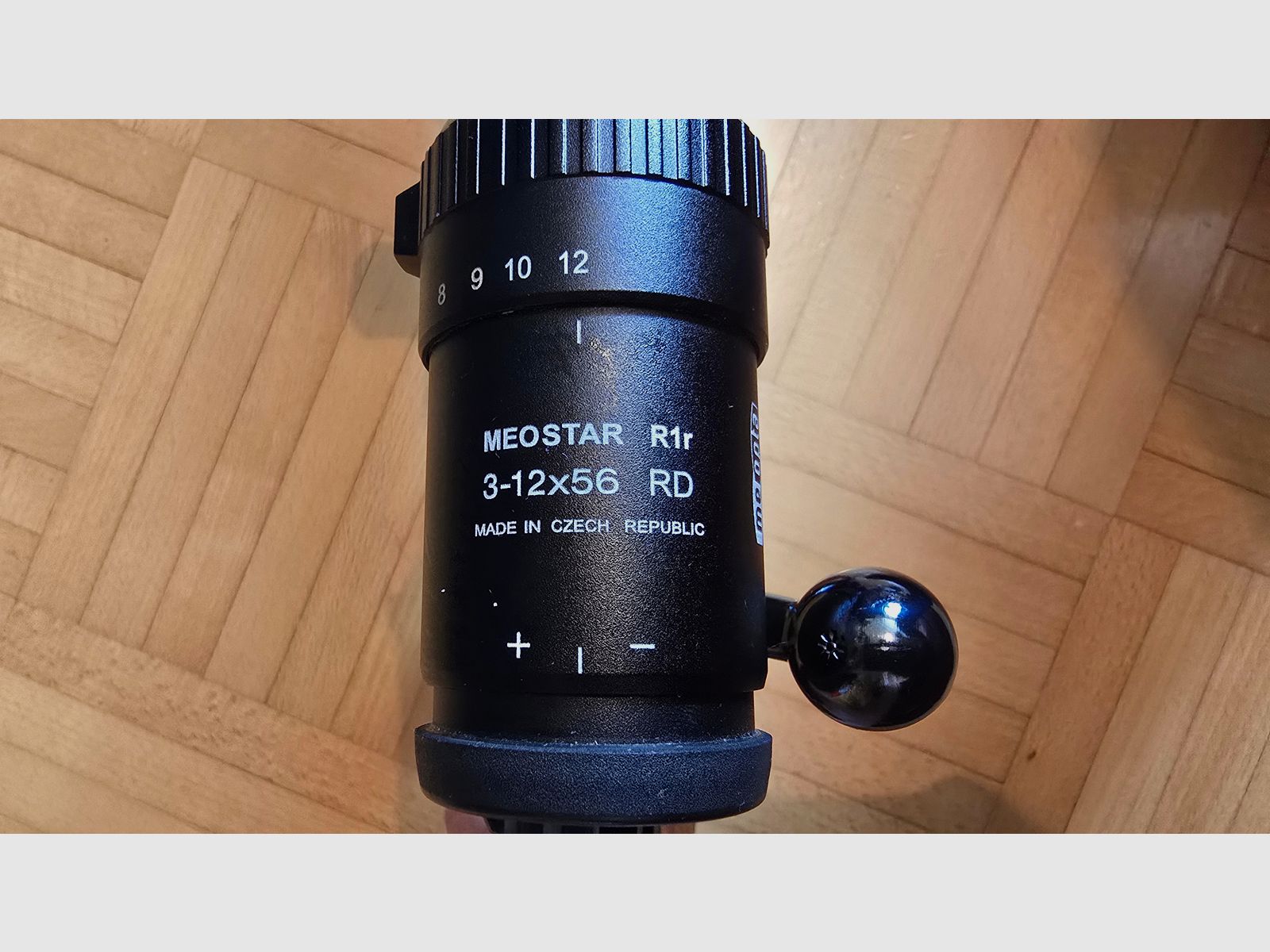 Repetierbüchse "Forest Favorit" mit Holzschaft .30-06 inkl. Optik Meostar R1r, neuwertig 