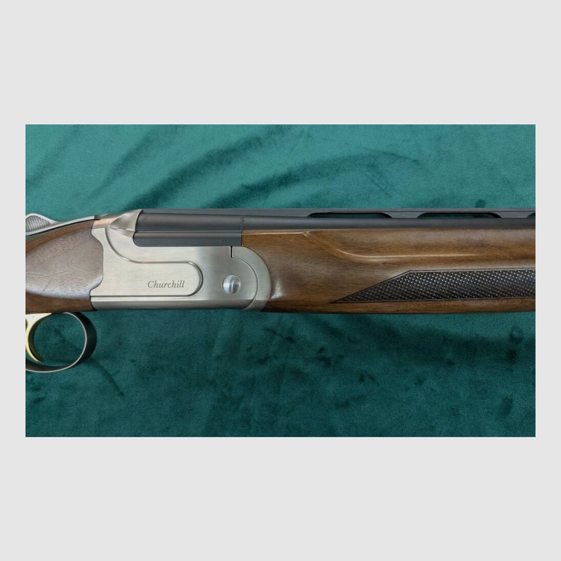 Akkar Churchill 206E
