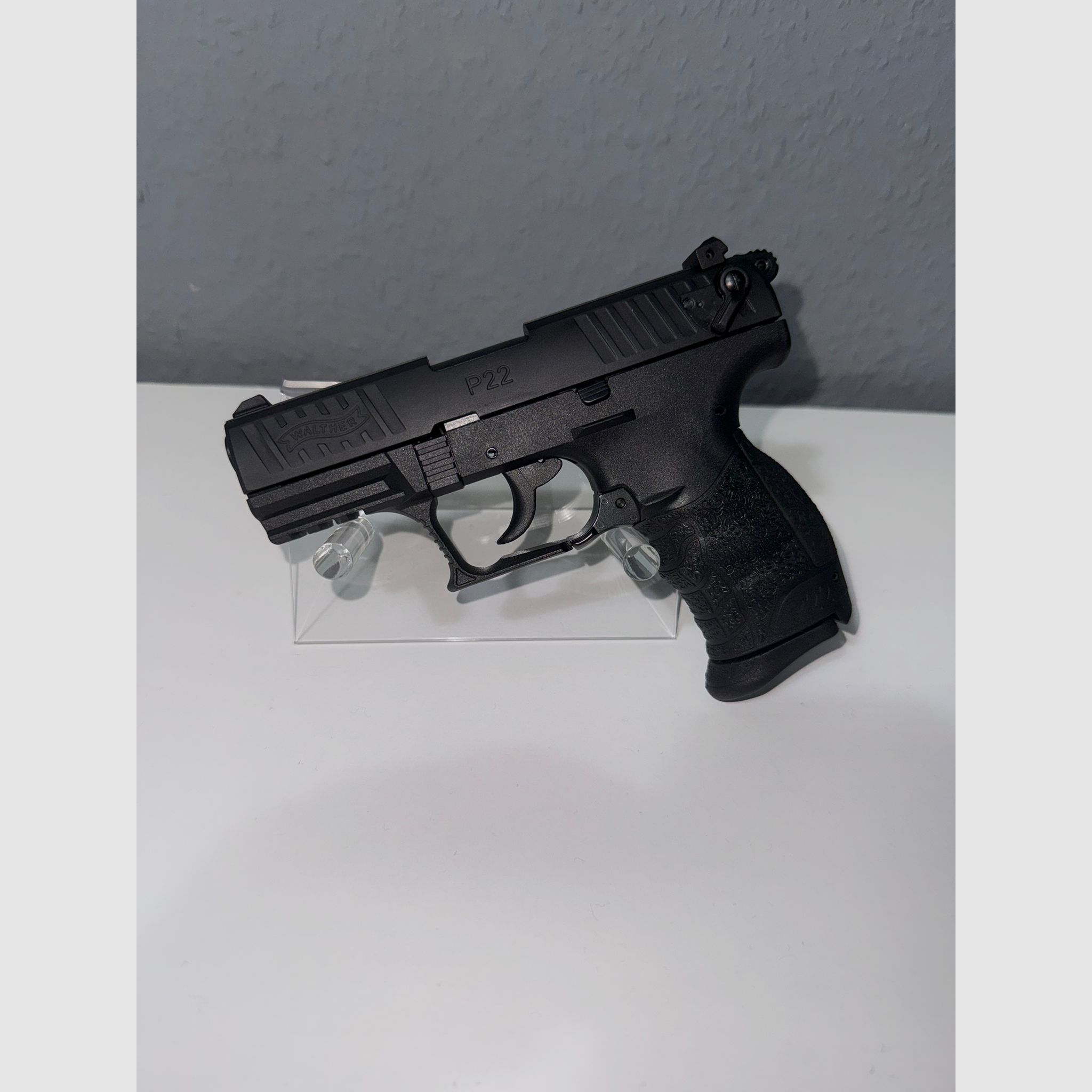 Blank-firing pistol Walther P22, immagine 1 di 2