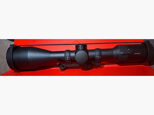 Telescopio Minox 3-12x 56 Abs.4 incluso montaggio a sella Blaser