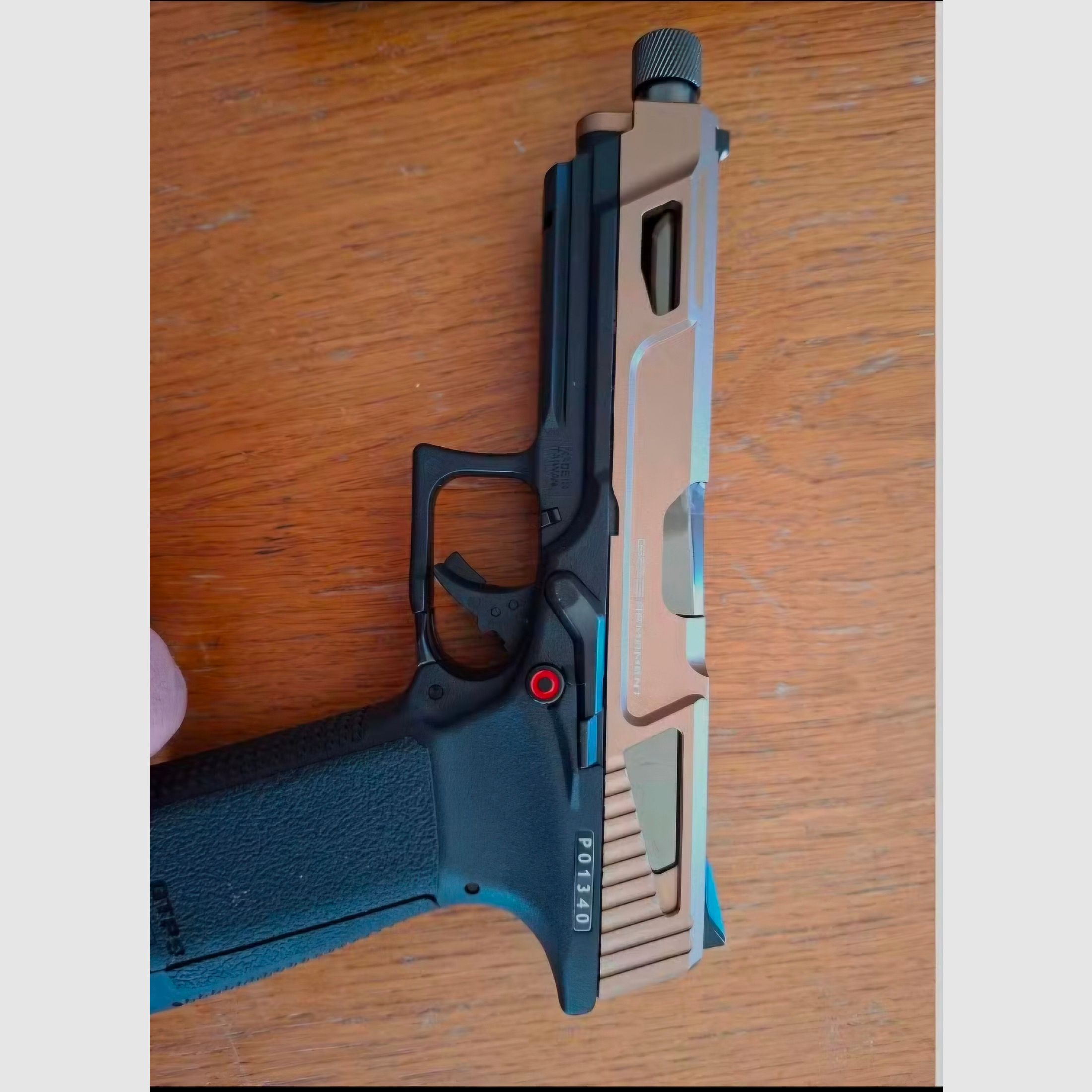 G&G GTP 9 MS DST CO2 airsoft pistol, Desert with green gas and 2 magazines