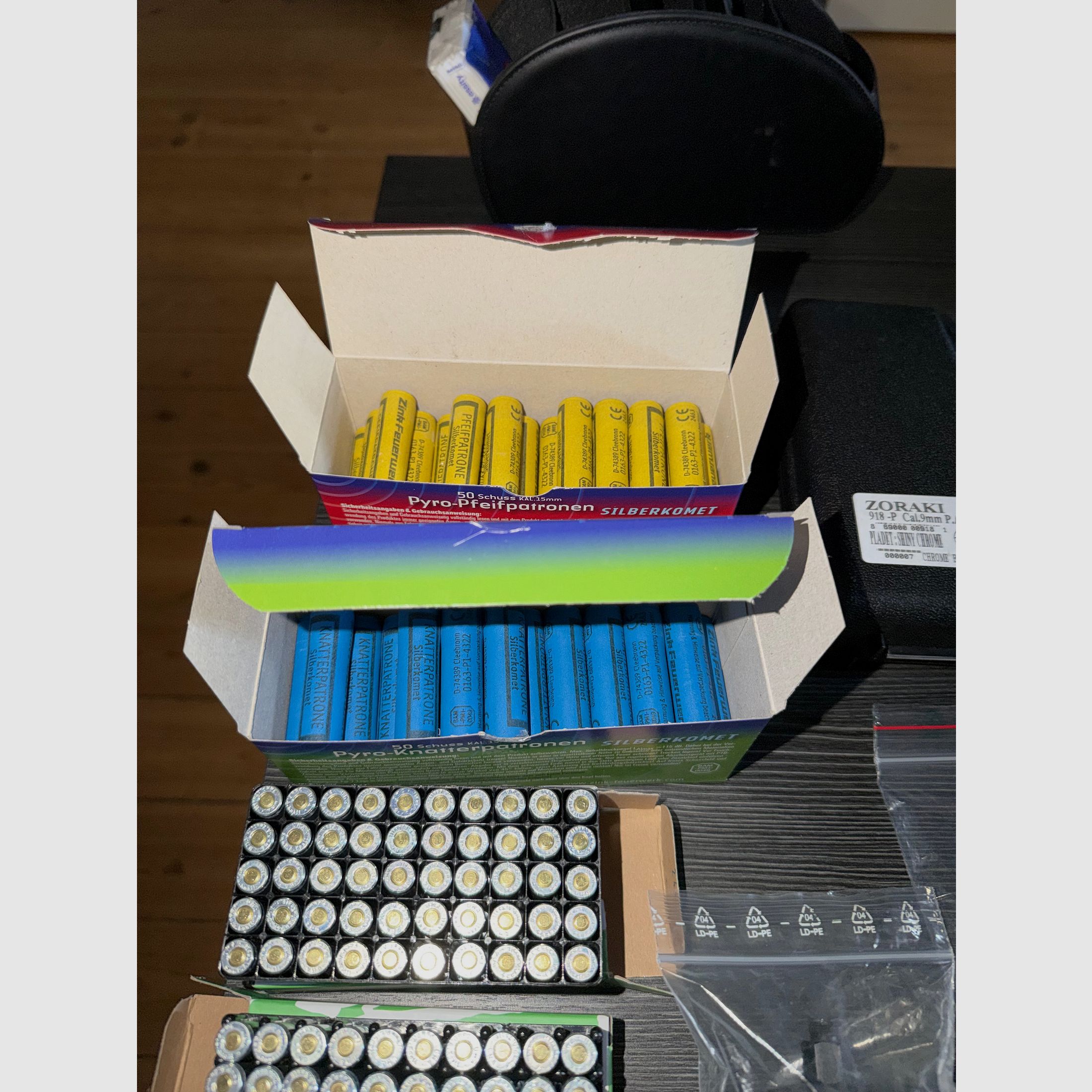 918-P blank firing pistol chrome 9mm incl. accessories