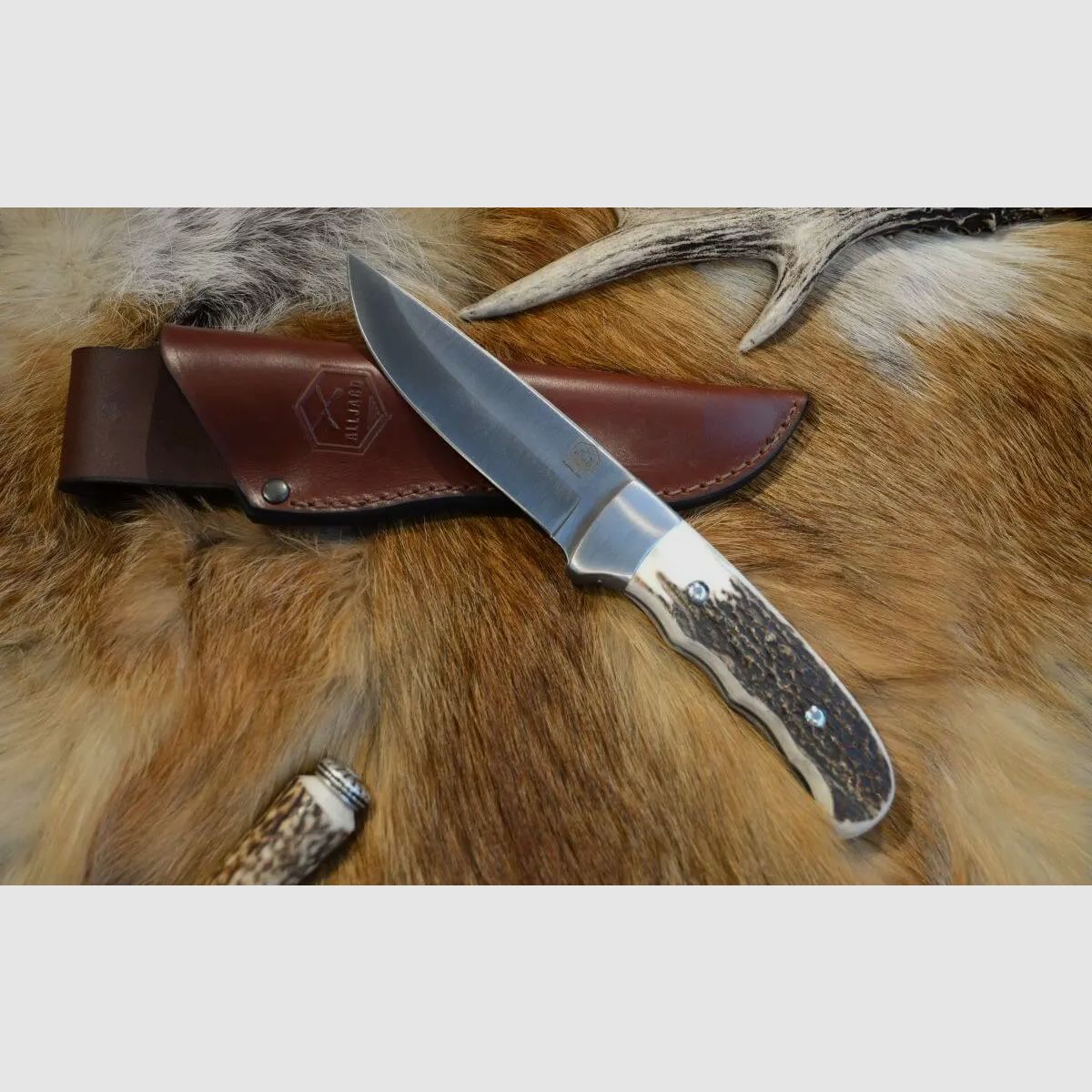 Alljagd jachtmes met vingergroeven