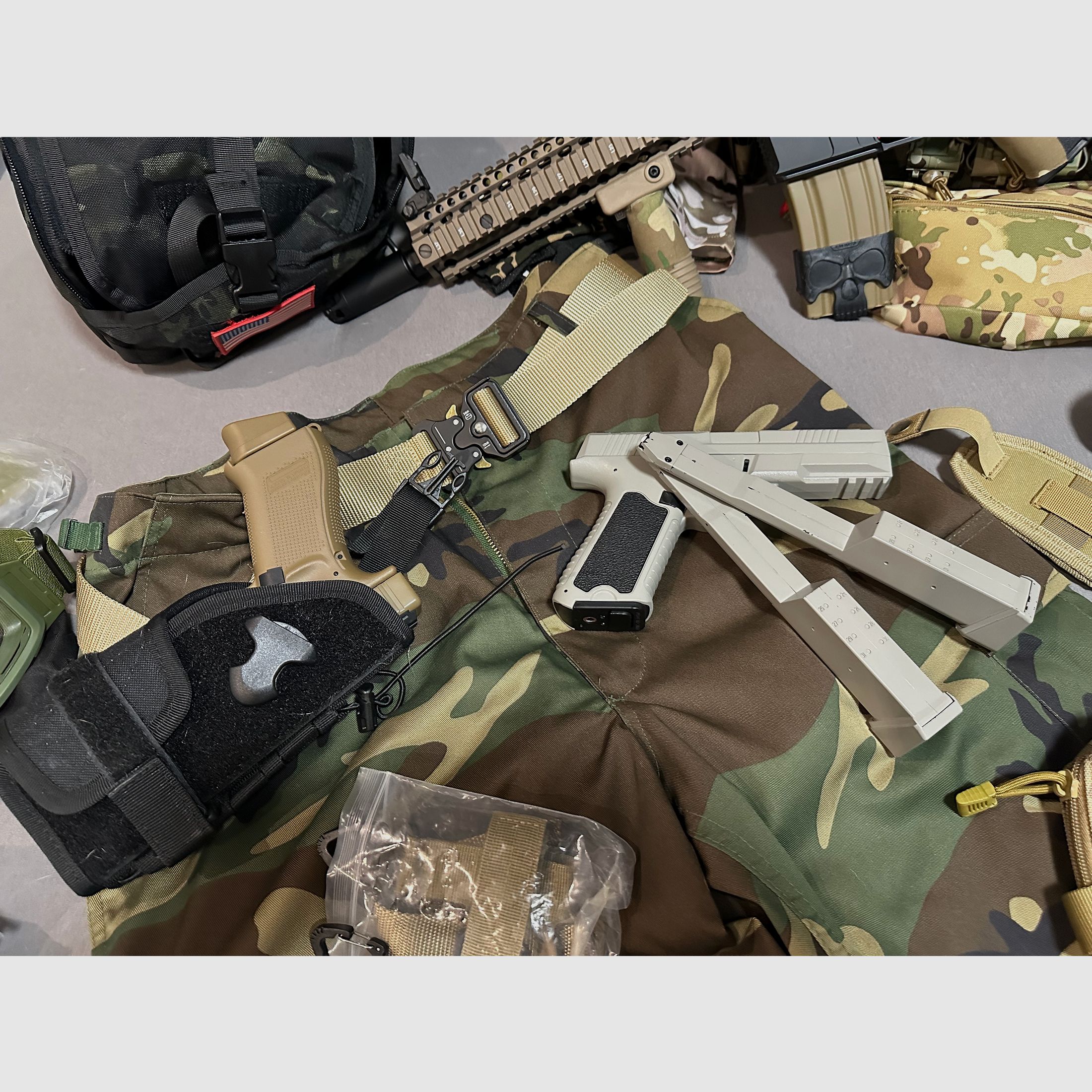 Airsoftuitrusting met M4 Nova Special Purpose incl. Tracer