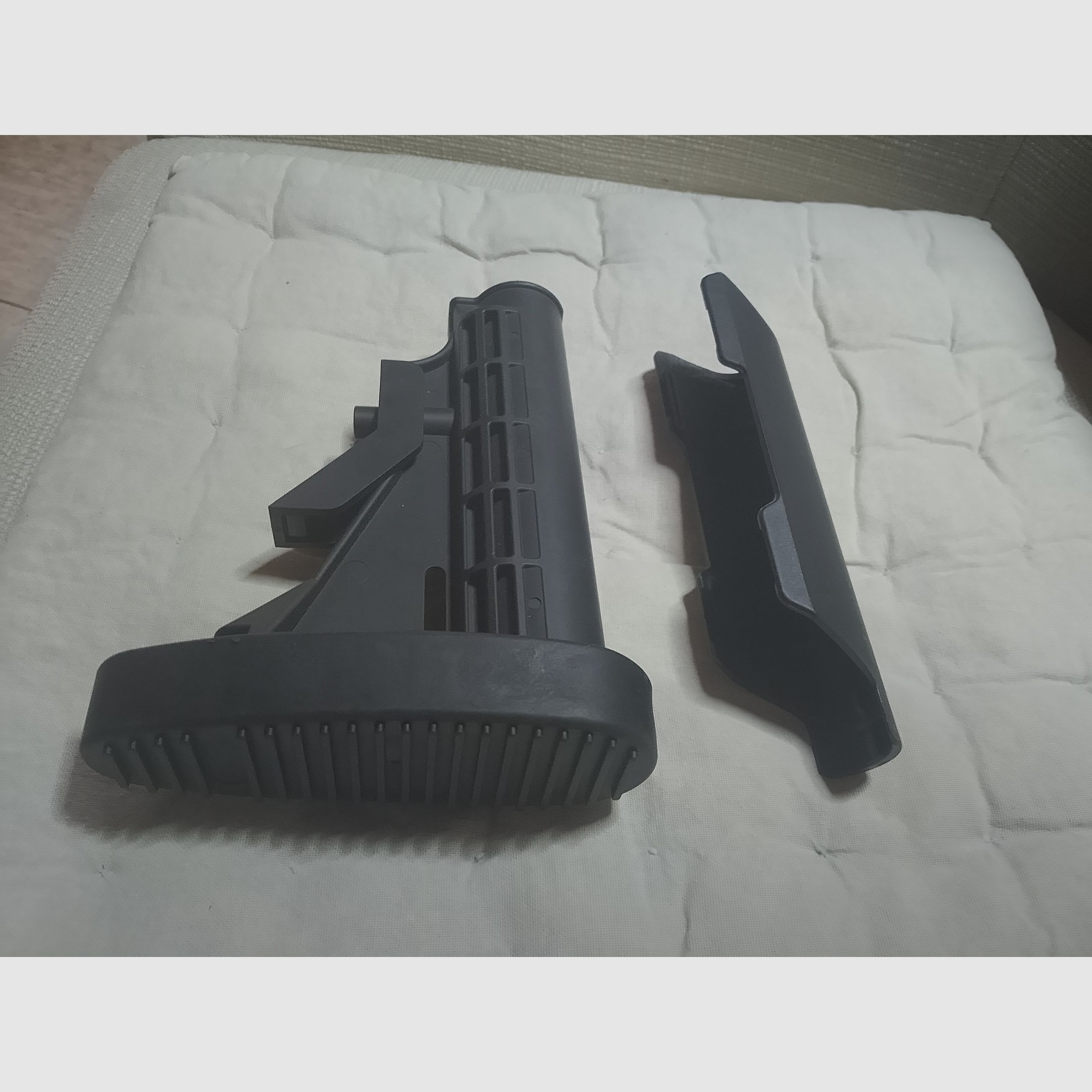  Set as good as new push stock AR-15 M4 carbine stock commercial version, 6-position buffer rubber cheek rest 