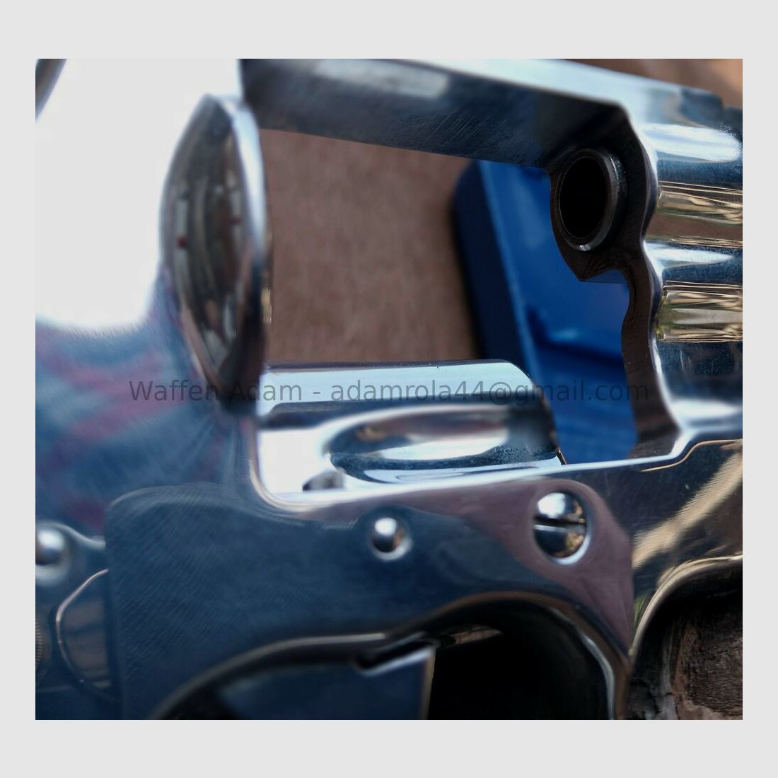 Colt Python 6 Inch Stainless Poliert