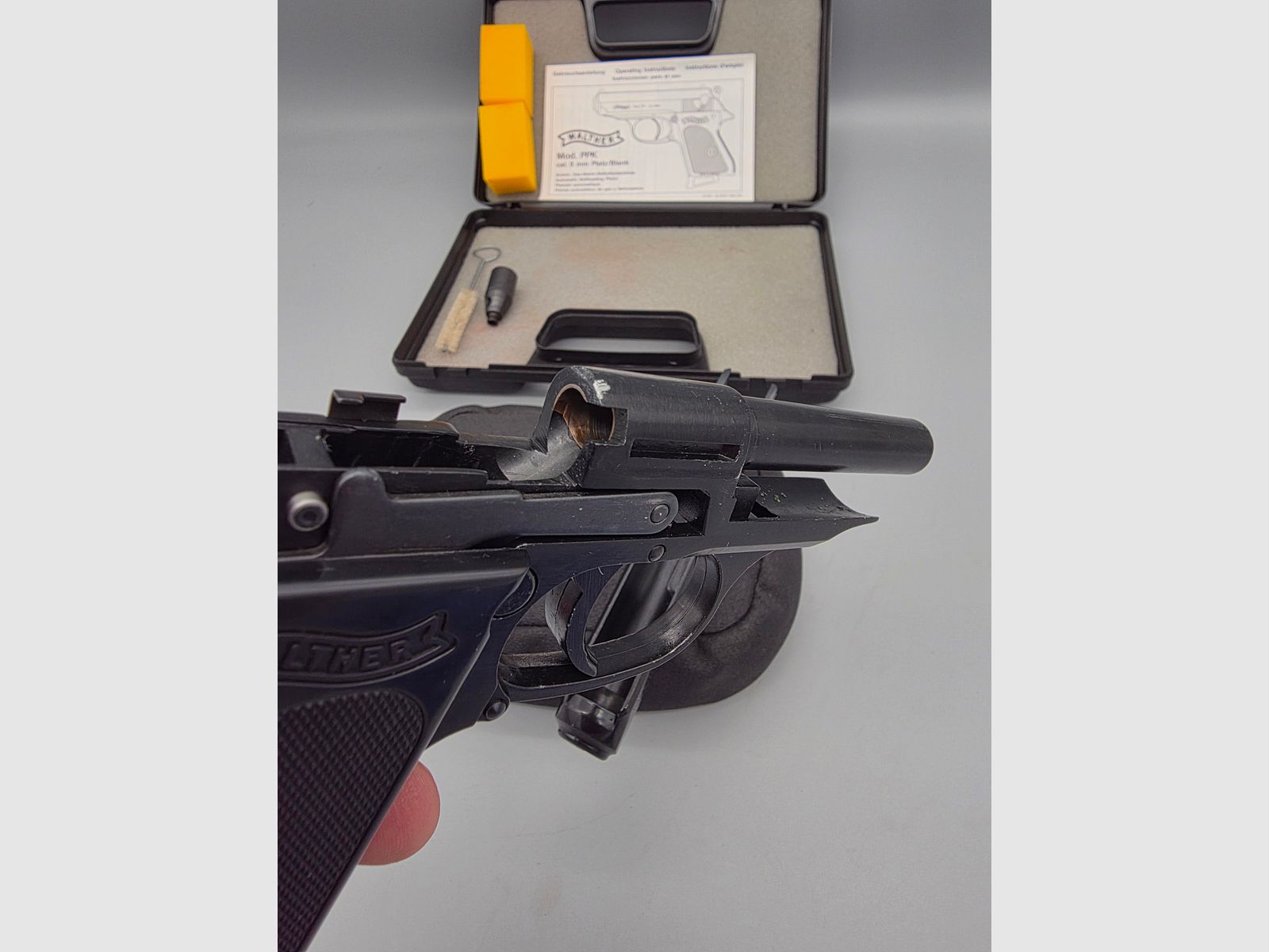 Neuwertig u. ungeschossen Walther PPK 8mm Knall PTB 502 mit Beschuss 1993 (KD) Schreckschuss SRS Silvester