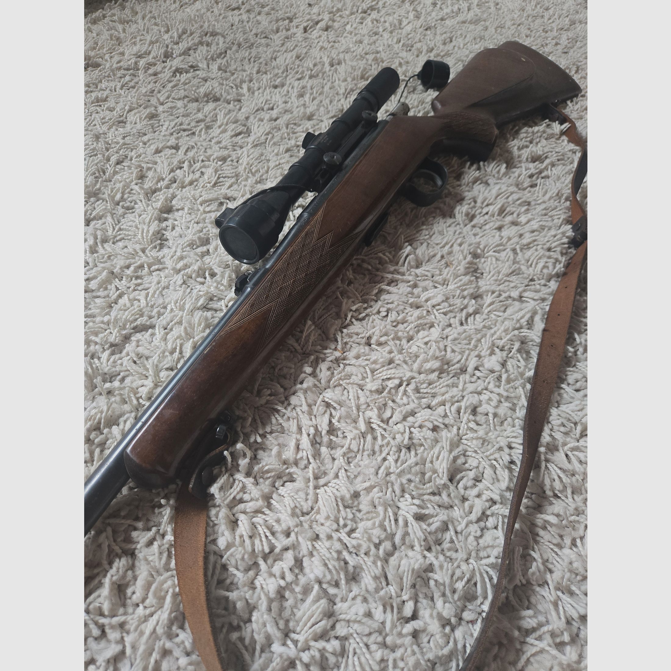 Rifle Anschütz Model 1416 Cal. .22lr incl Waldläufer SUPERIOR 4x20
