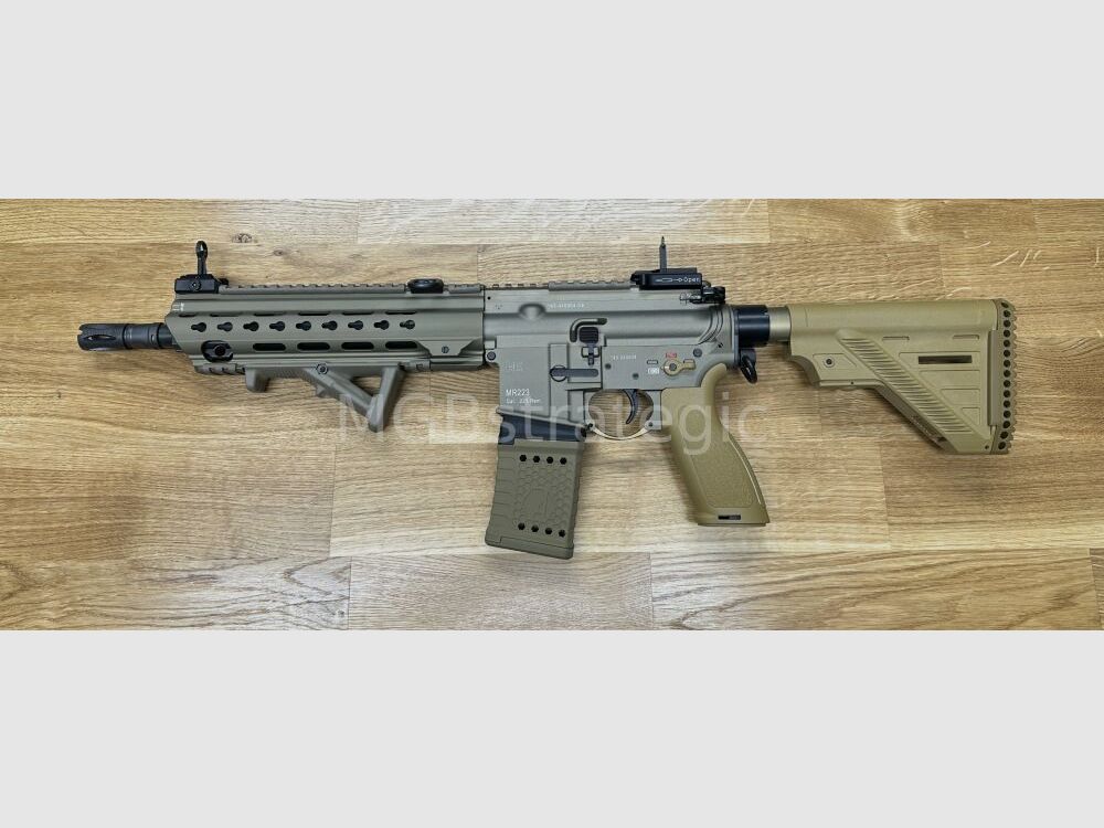 Heckler & Koch MR223 A3 Slim-Line 11" canon - carabine semi-automatique .223Rem incluant le silencieux ASE UTRA Dual 556-Short-QM2 Gen2 Cerakote FDE - version civile HK416 / G95K / G38 / avec améliorations