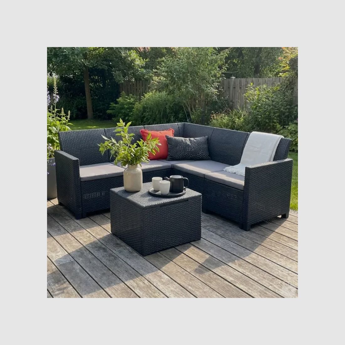 Set da giardino Claire 5 posti Keter® - Divano + tavolino con spazio di stoccaggio, immagine 1 di 17