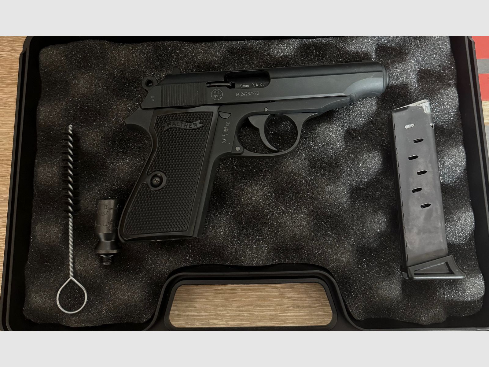 Walther PP pistola de fogueo 9mm P.A.K.