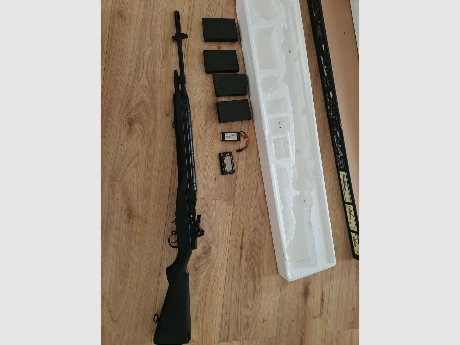 M14 airsoft gun, image 4 of 11