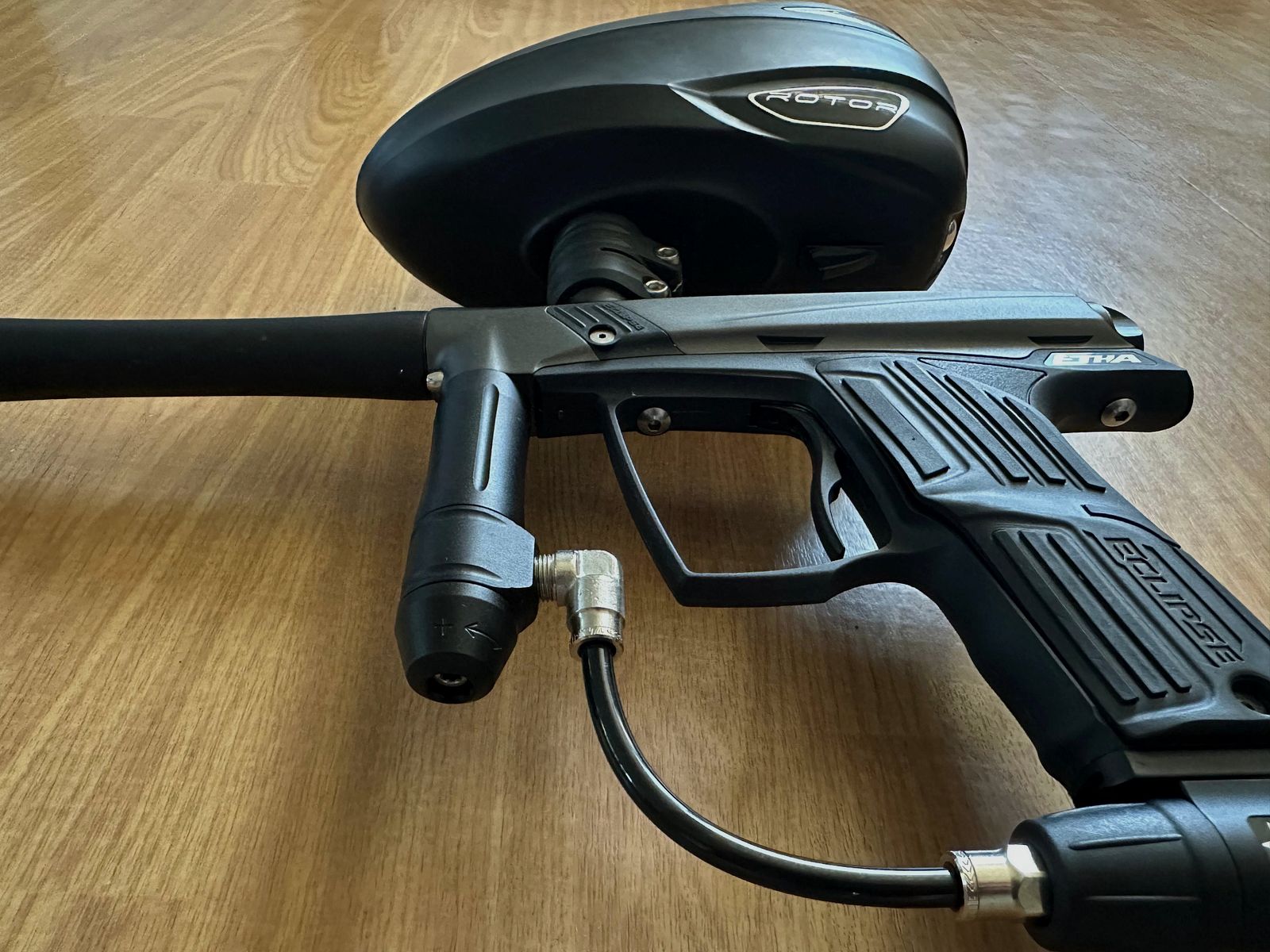 Paintball Komplettset – Planet Eclipse Etha, Dye Rotor, HP-Flasche, Maske & Kleidung