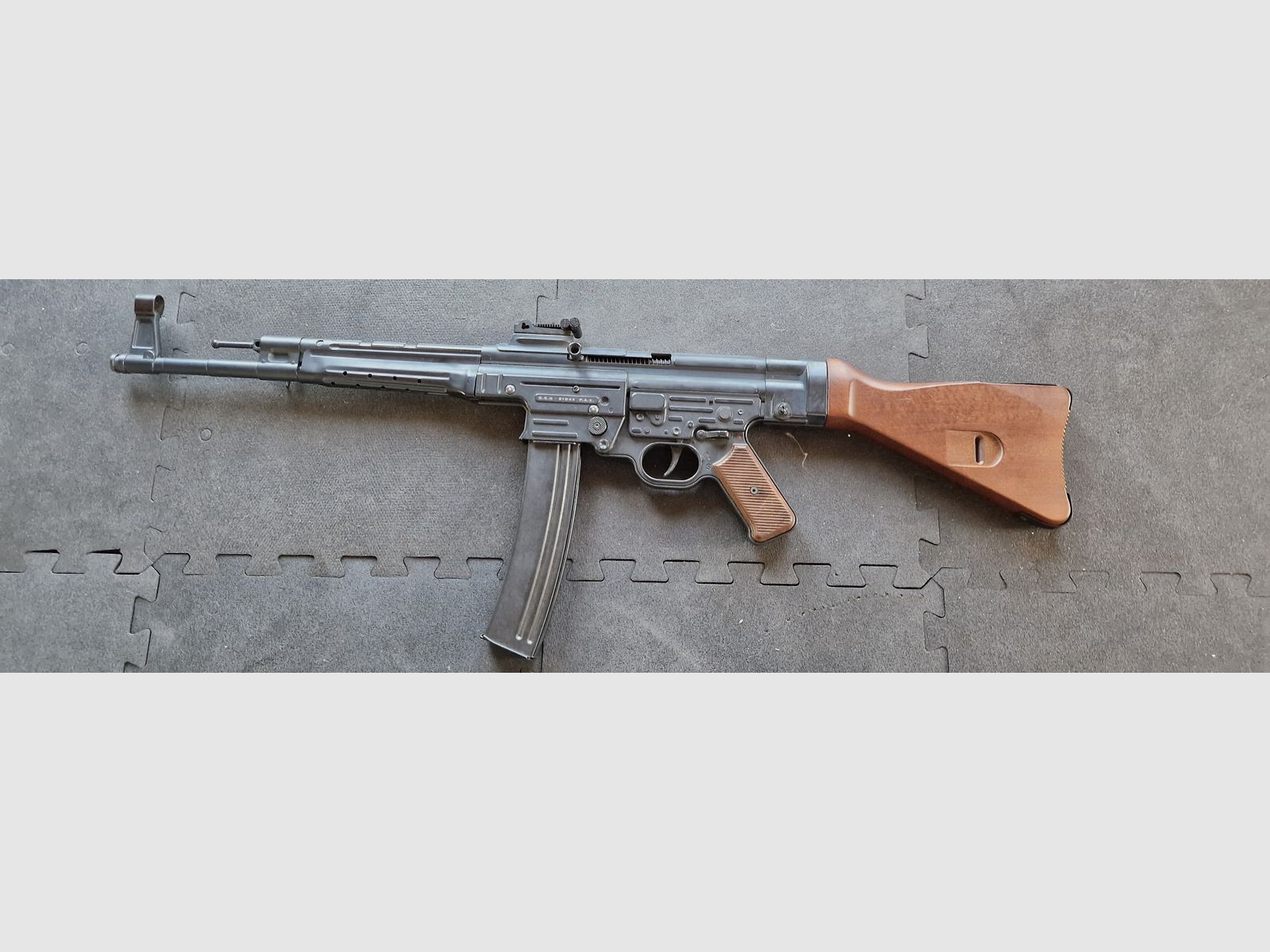 GSG StG 44 Schreckschussgewehr 9 mm P.A.K. Vollmetall Echtholz