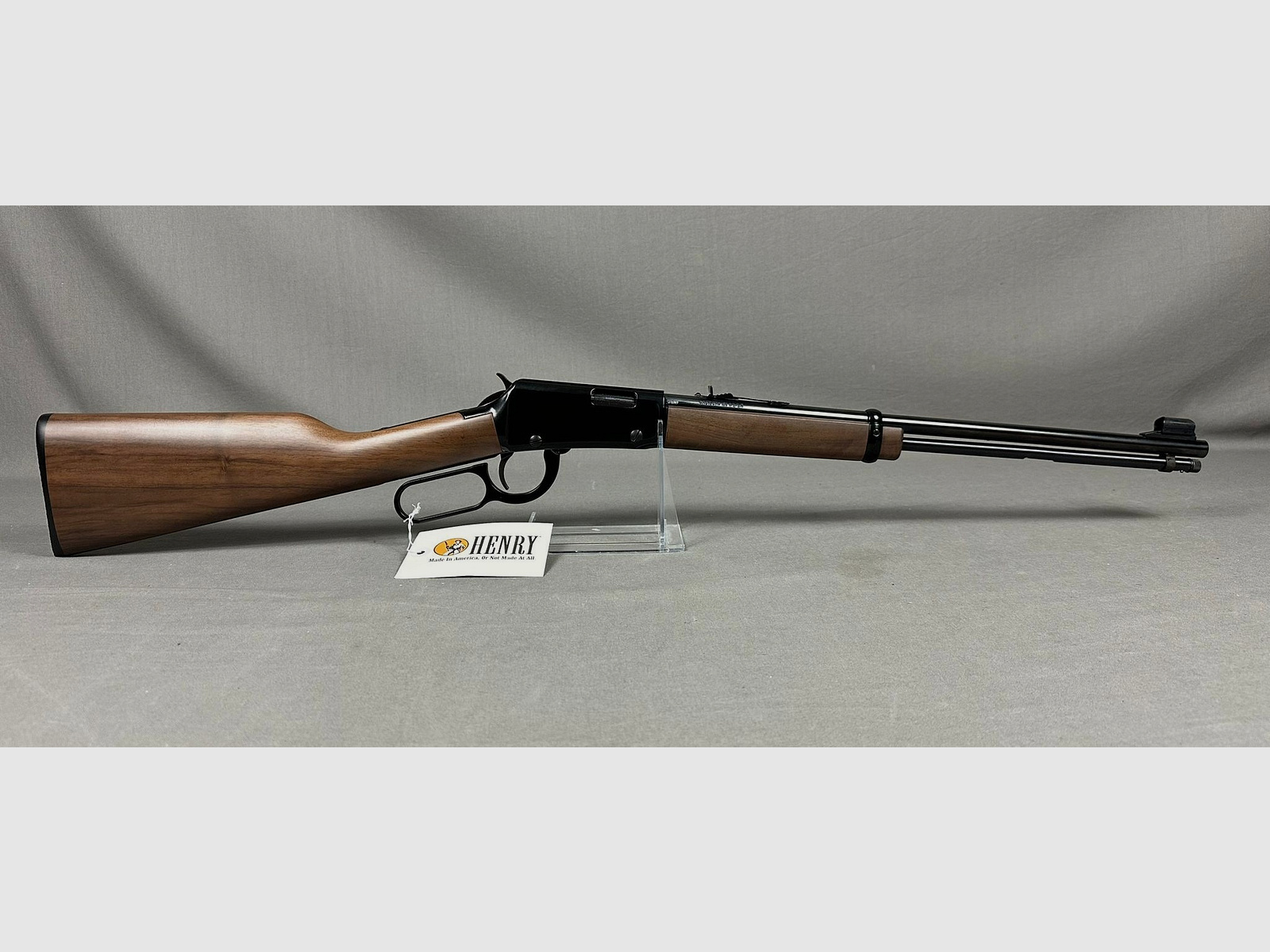 Henry -Lever Action Rifle- in .22lr