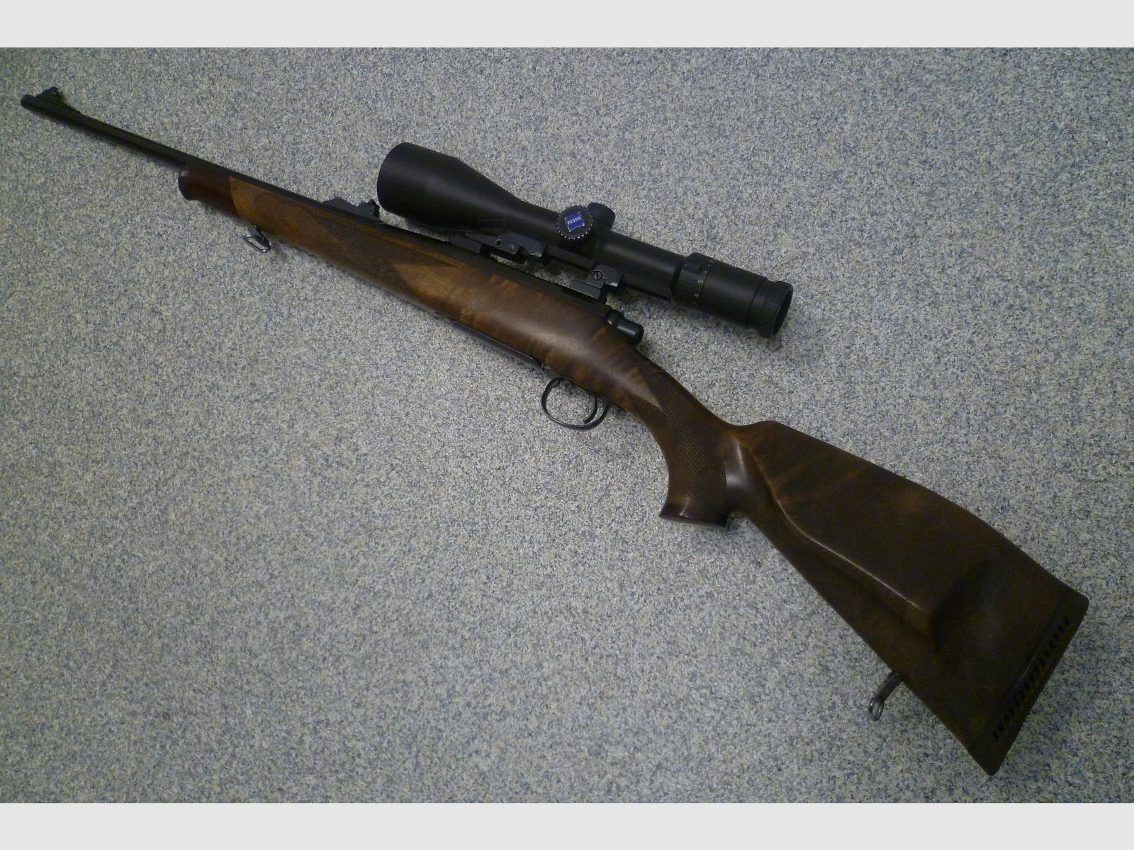 Répétiteur Remington 700 .308 Win. con Zeiss Diavari ZM