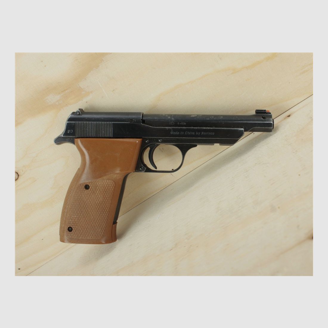 Pistola semiautomatica NORINCO TT Olympia cal. .22 LR, immagine 2 di 3