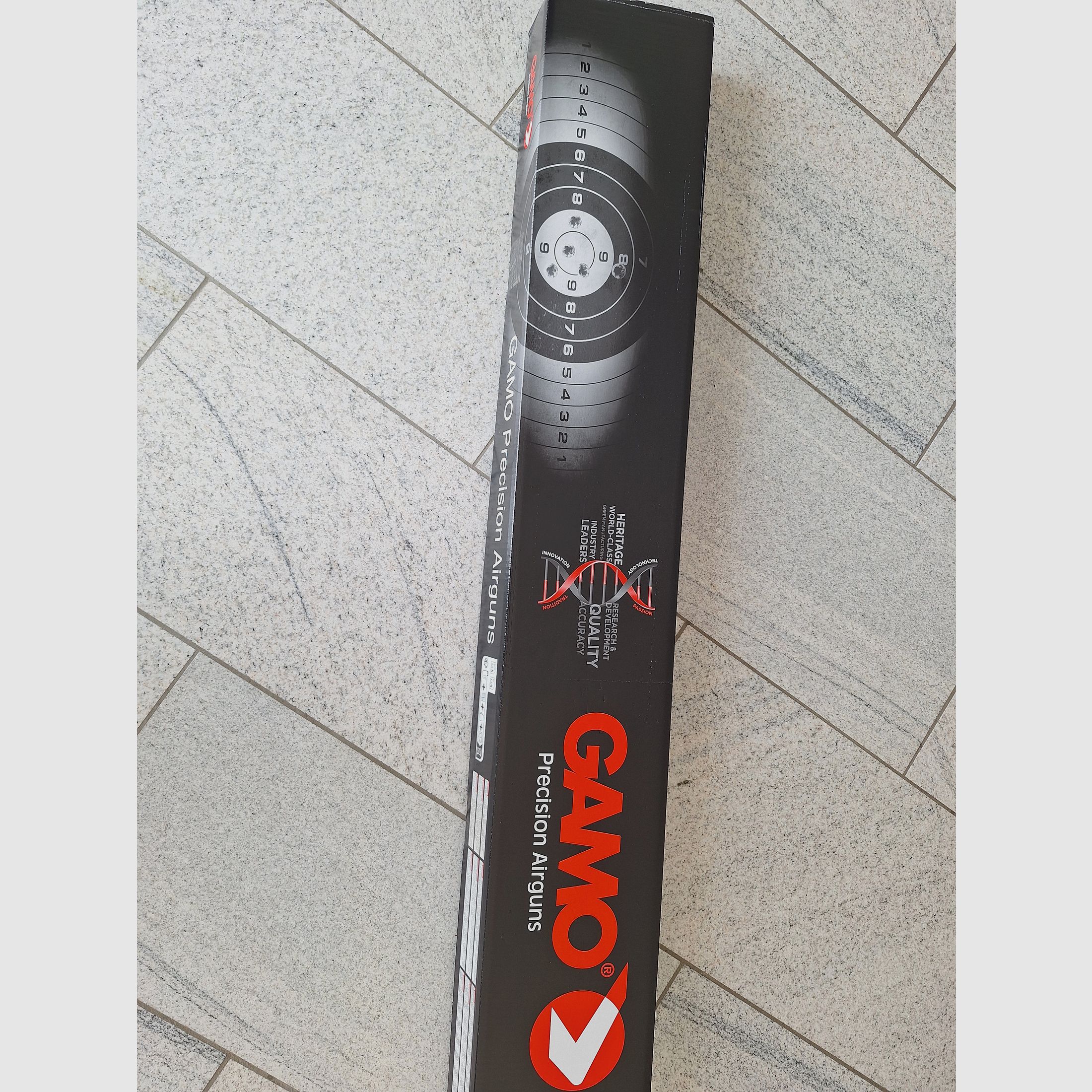 Gamo Arrow PCP Luftgewehr 4,5mm inklusive 2x10er Magazin