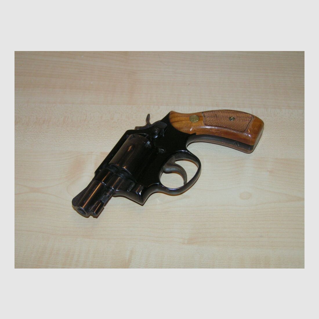 Smith & Wesson 12 - 2