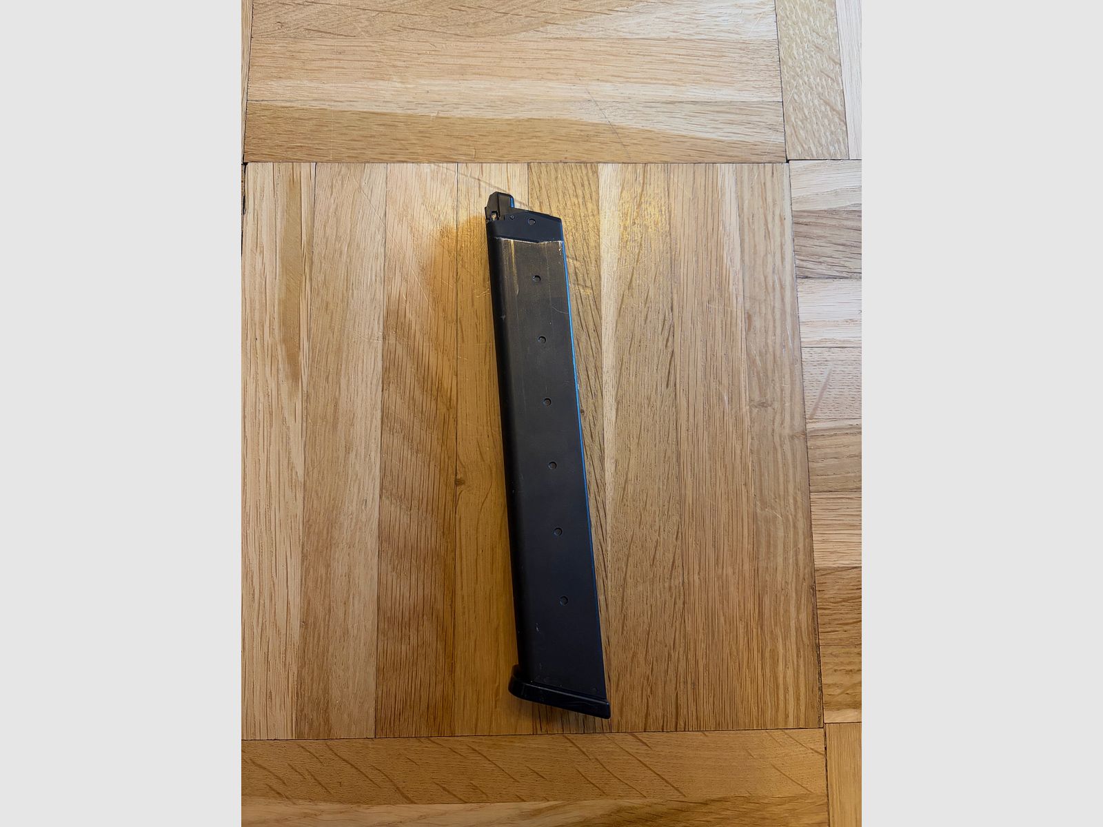 Tokyo Marui Glock 50 Schuss Magazin GBB – Top Zustand