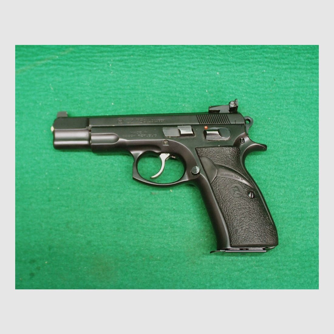 Pistola CZ Brünner CZ75