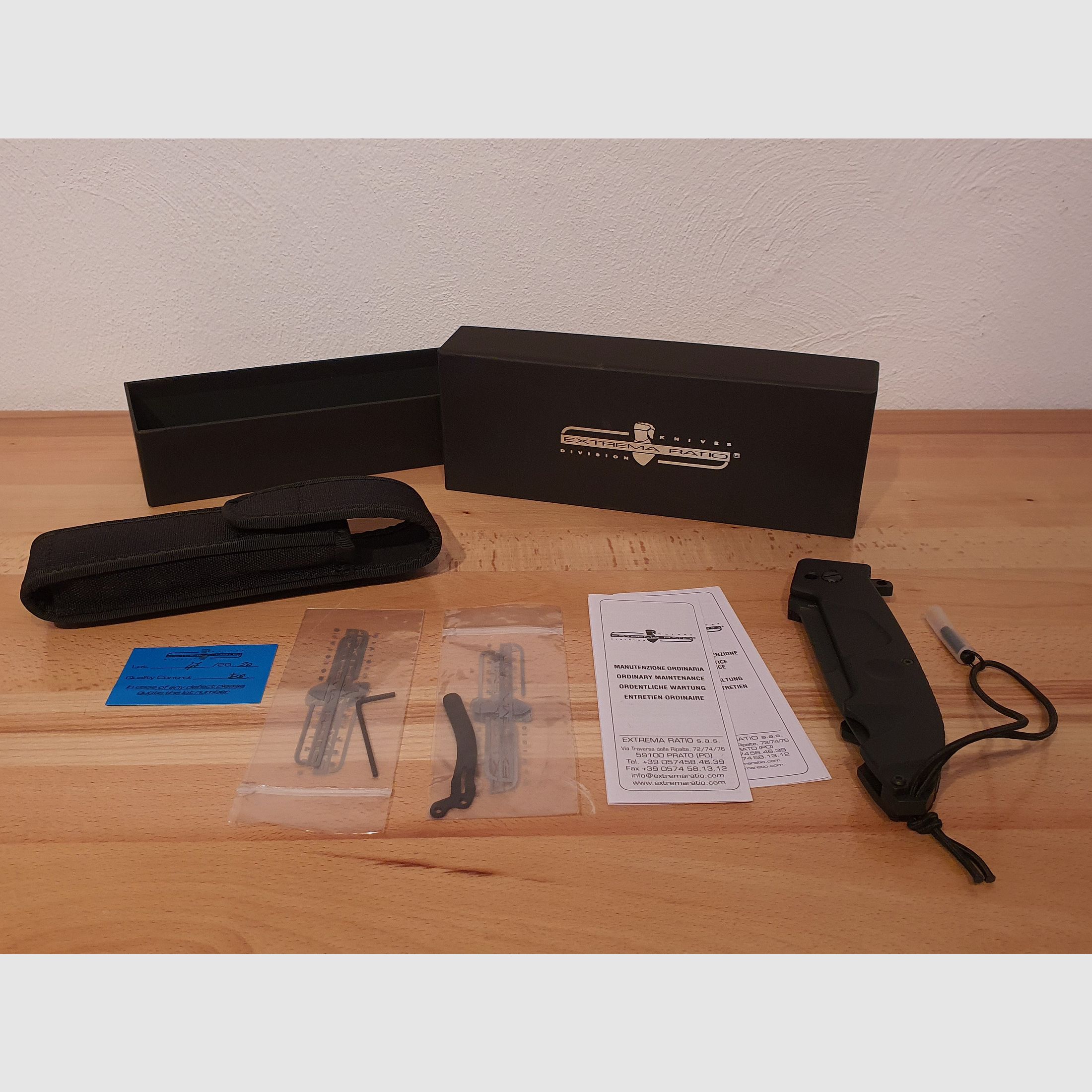 Nóż kieszonkowy Extrema Ratio HF2 D Black / Nóż