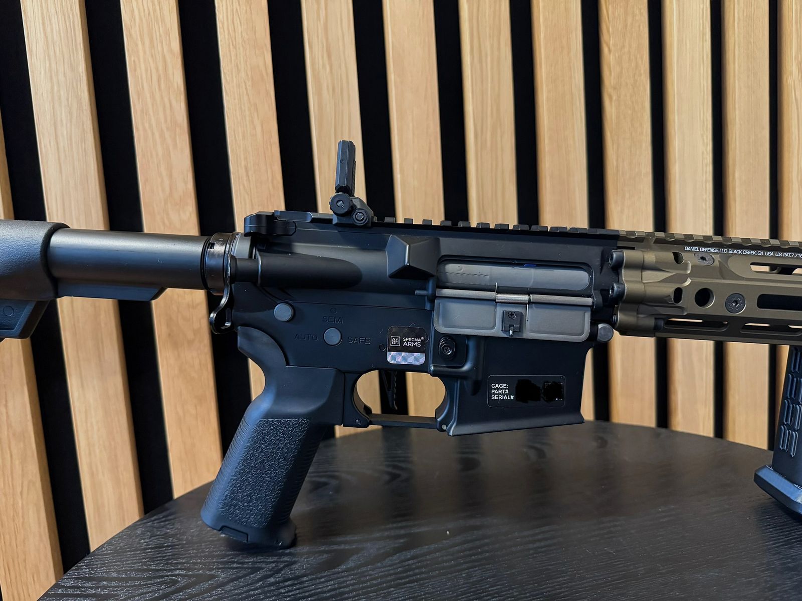 Specna Arms SA-E27-ETU - Daniel Defense