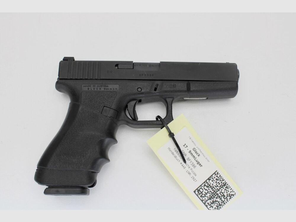Pistole Glock 17 mit 4 Magazinen 9mmLuger