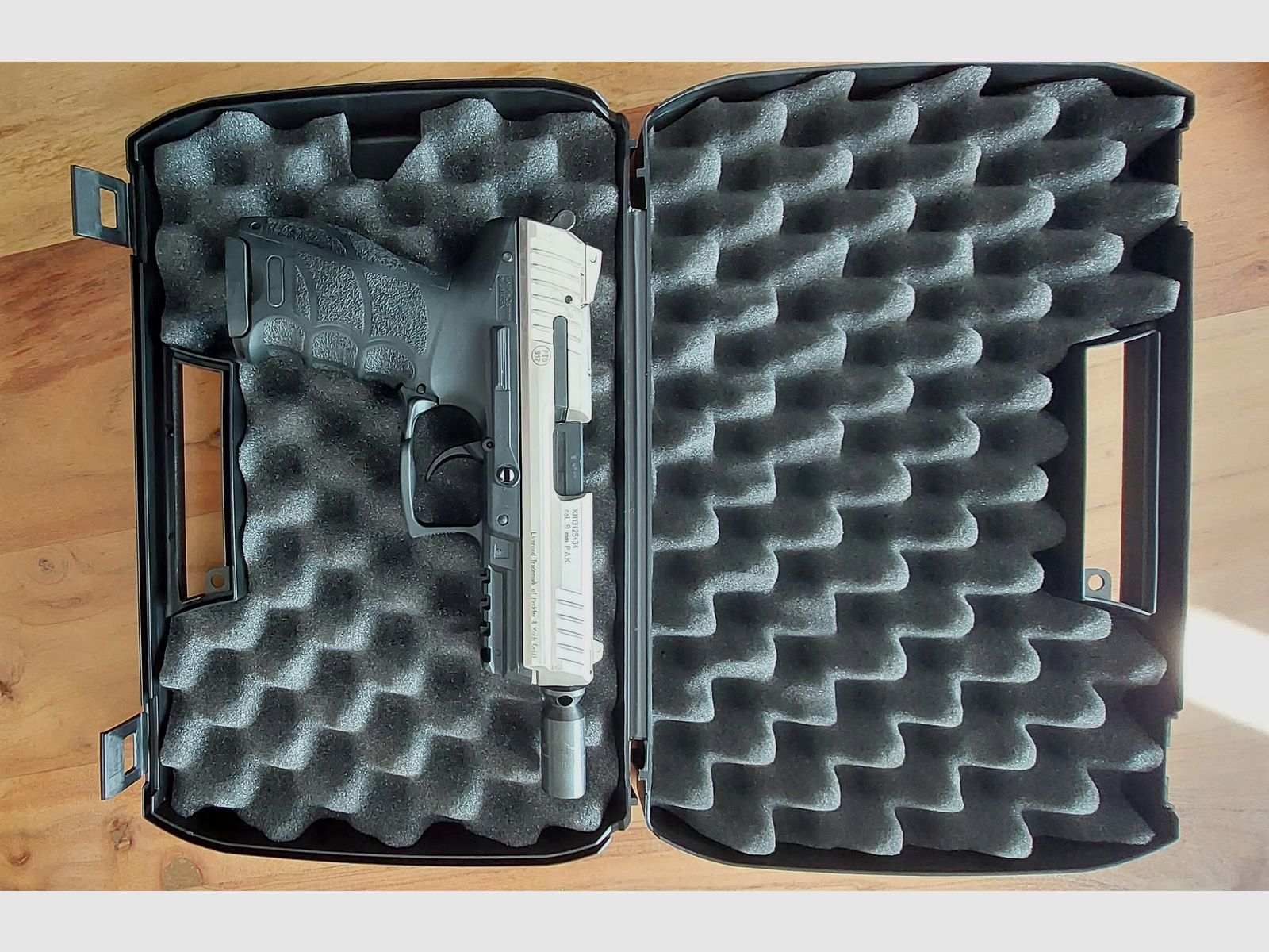 TOP Heckler & Koch P30 / Edition nichelata / Acciaio pieno / Calibro 9 mm P.A.K. in VENDITA!, immagine 6 di 6