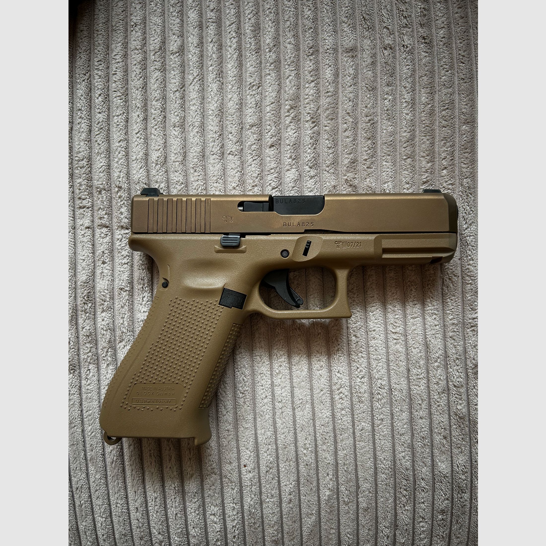 Glock 19x (Pistole Kurzwaffe) Kaliber 9mm in Coyote