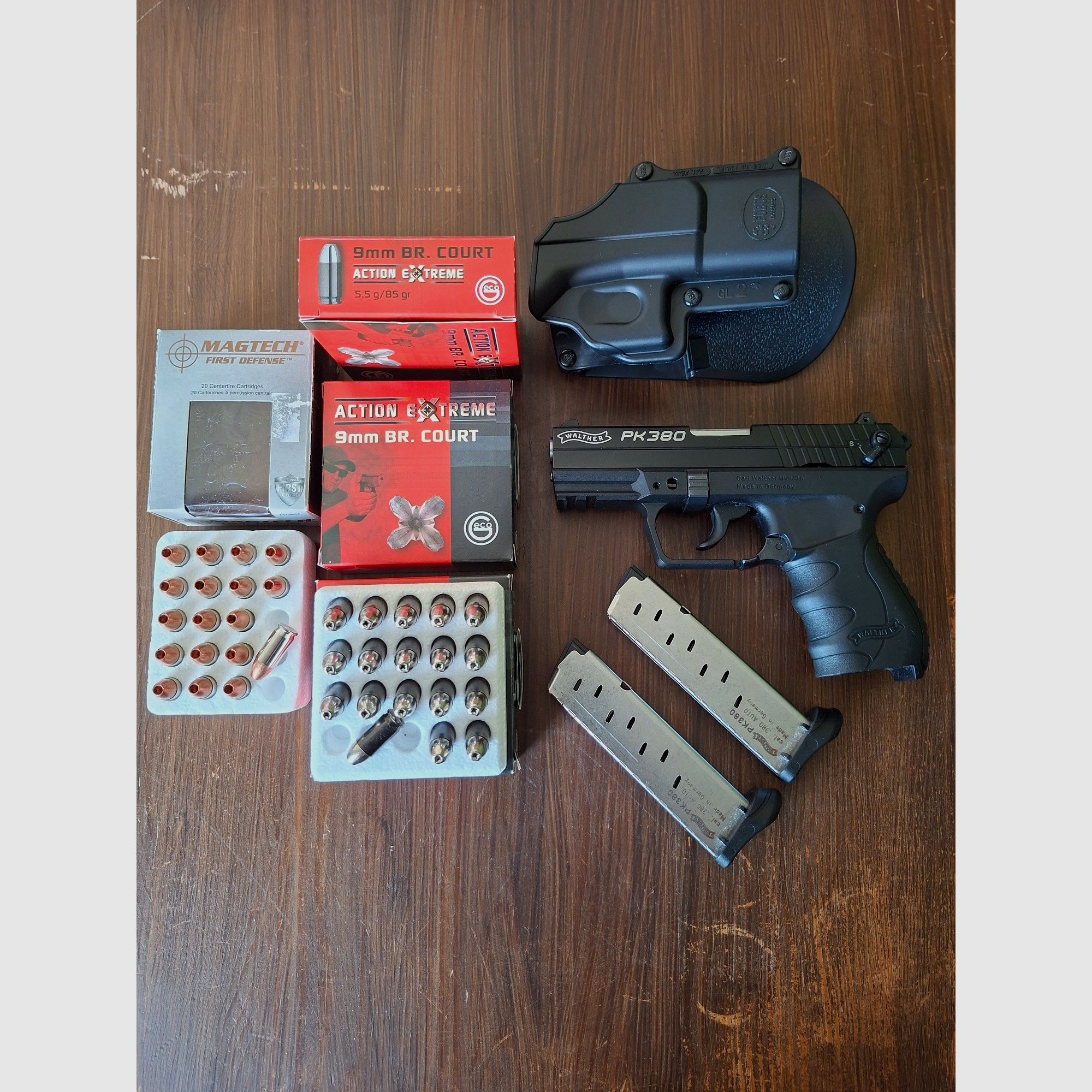 Walther PK380 negro, 9 mm corto, con cargador de repuesto + Paddleholster 