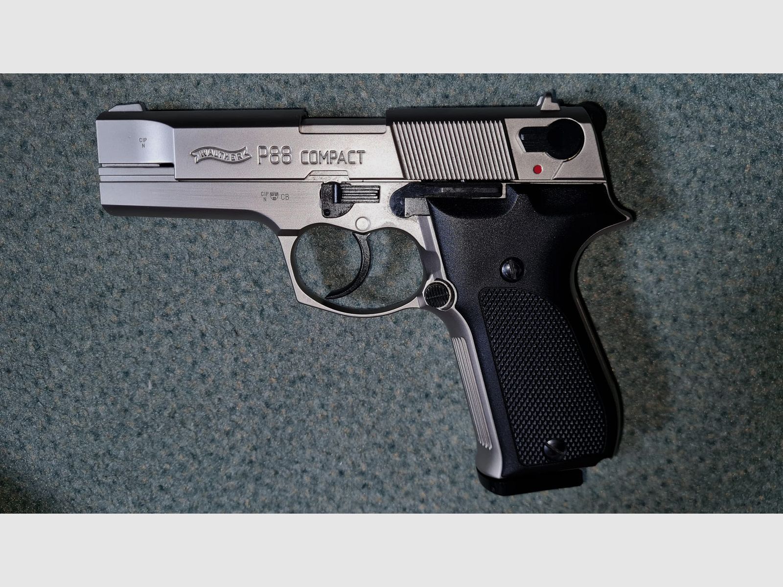 Walther P88 Schreckschuss Pistole 9mm P.A.K. bicolor/vernickelt