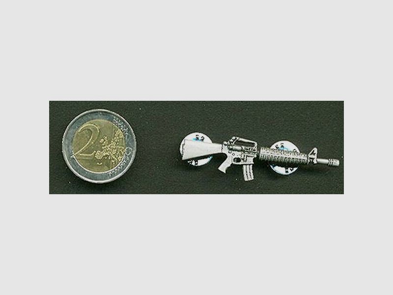 US M16A2 Sturmgewehr als Metall-Anstecker